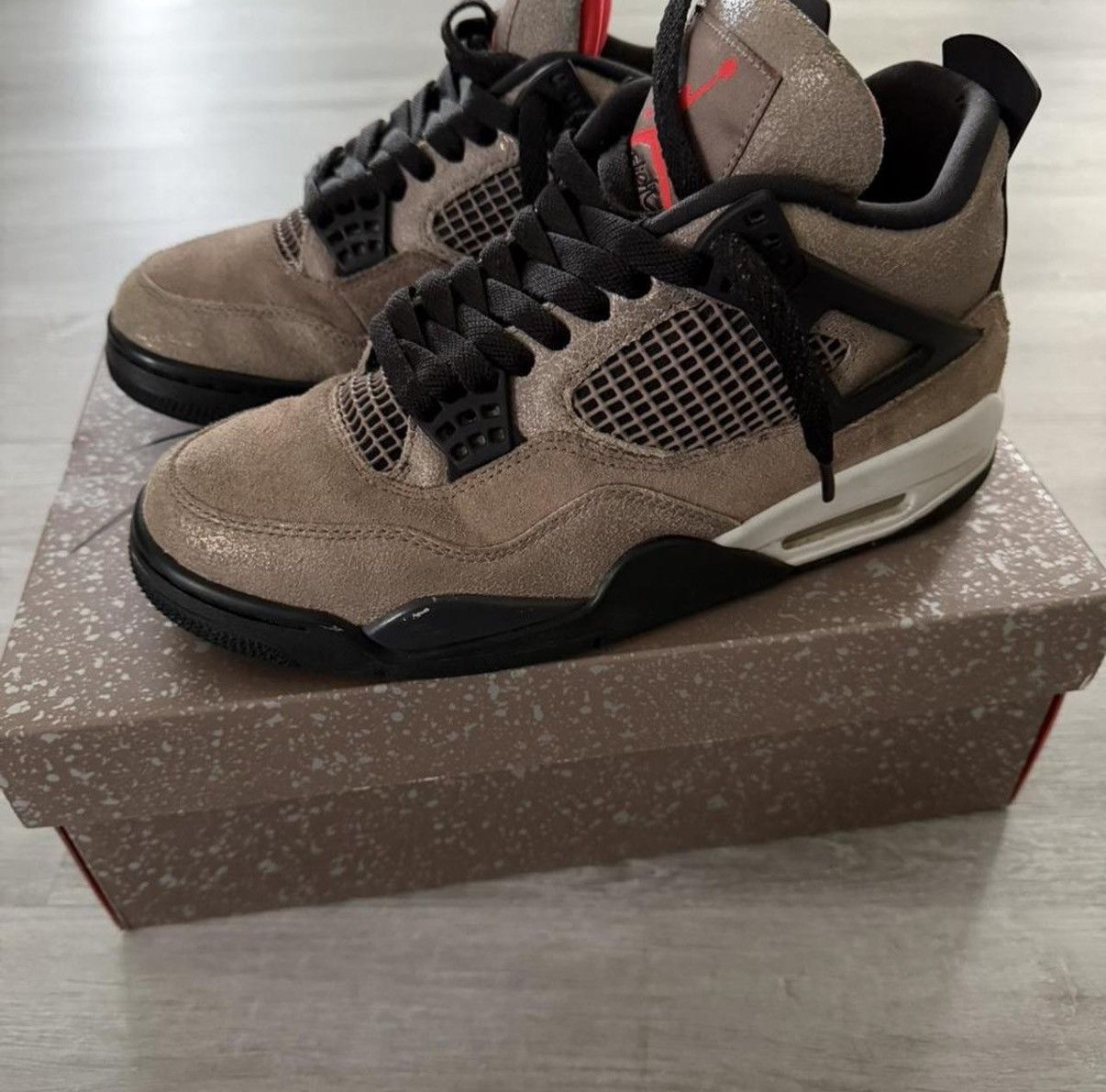 Jordan Brand Jordan 4 “Taupe Haze” Size US 8 / EU 41 - 1 Thumbnail