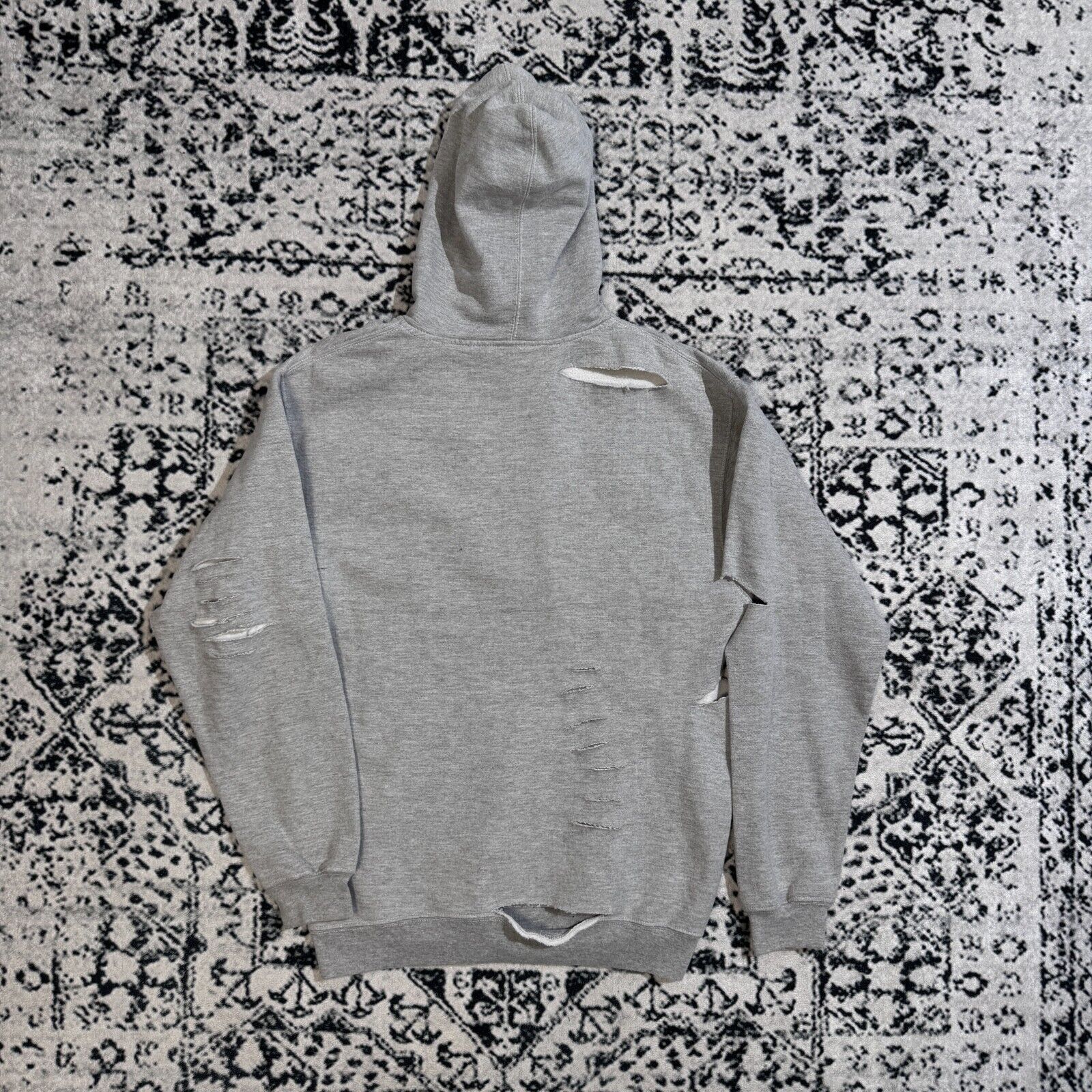 Vintage Gray Cotton Hoodie Size L Indiana Spellout Ripped Gosha YZY Size US L / EU 52-54 / 3 - 9 Thumbnail