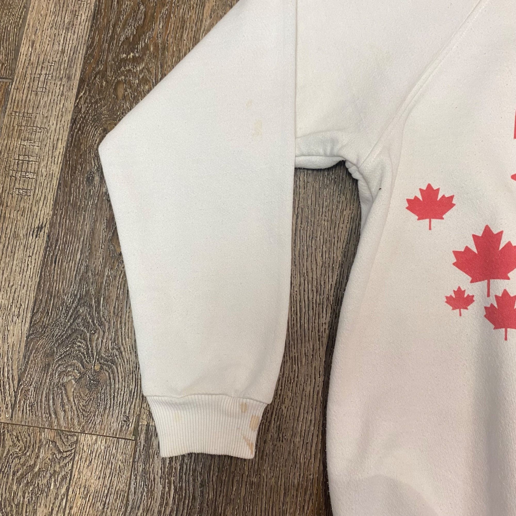 Vintage M | Vintage Canada Crewneck Size US M / EU 48-50 / 2 - 3 Thumbnail