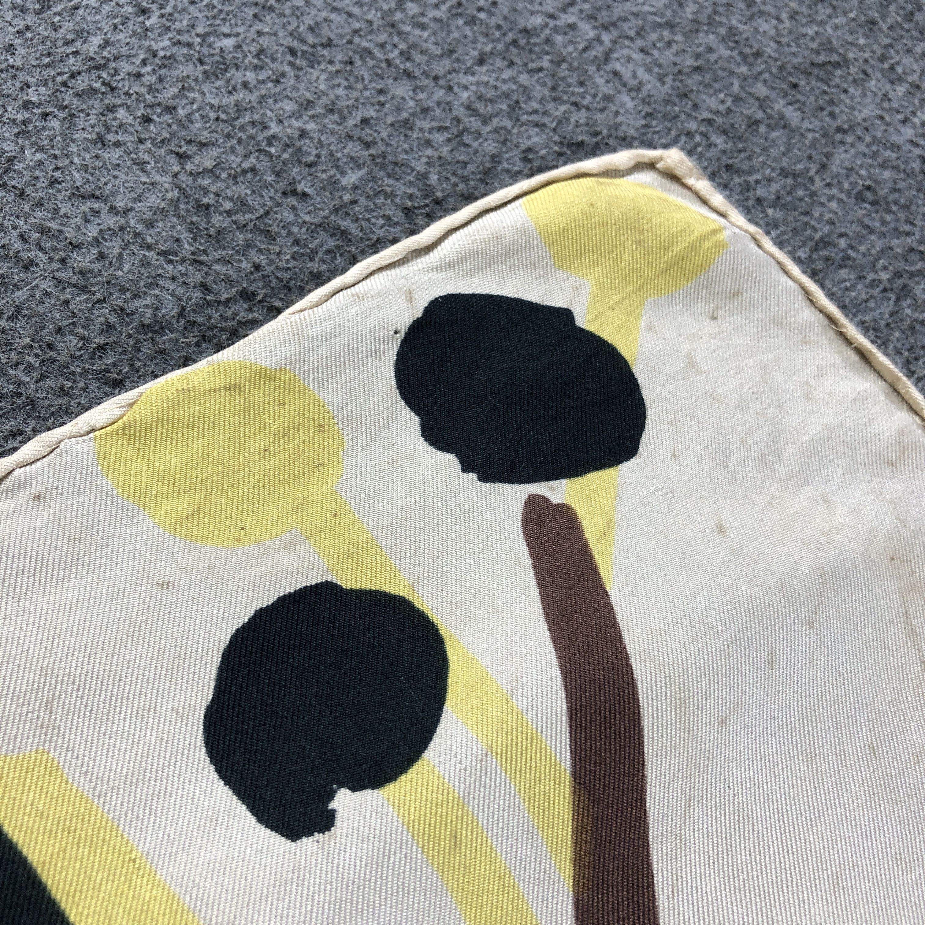 Japanese Brand P.A.S Luxury Abstract Hand Rolled Silk Scarf M1119 Size ONE SIZE - 24 Thumbnail