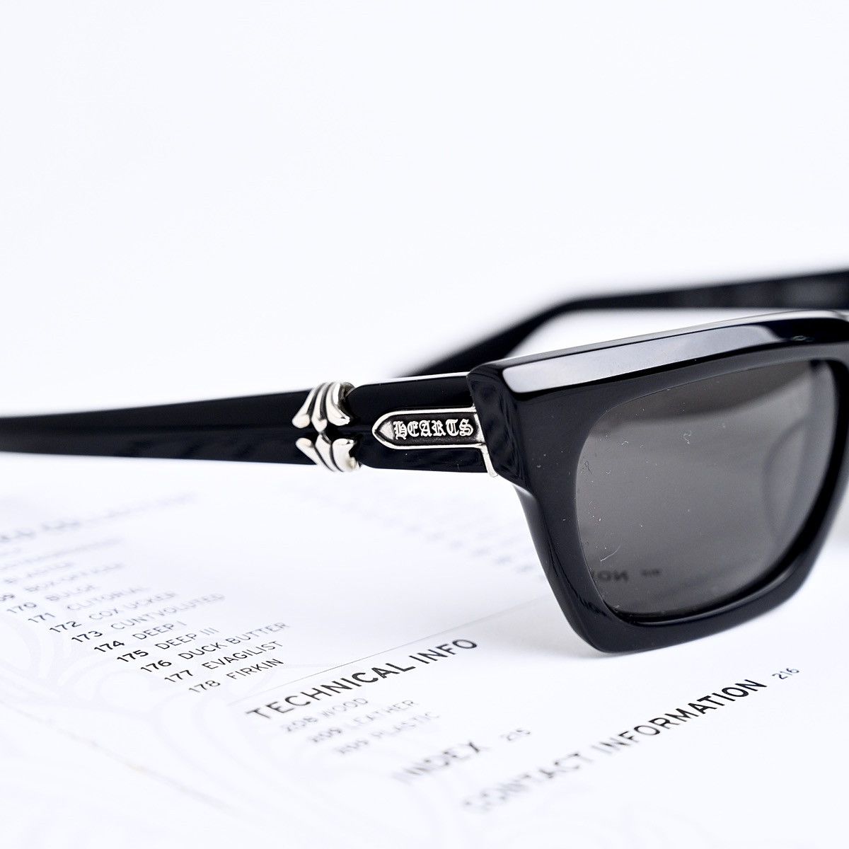 Chrome Hearts CHROME HEARTS CLITERALLY BLACK/SHINY SILVER SUNGLASSES Size ONE SIZE - 8 Thumbnail
