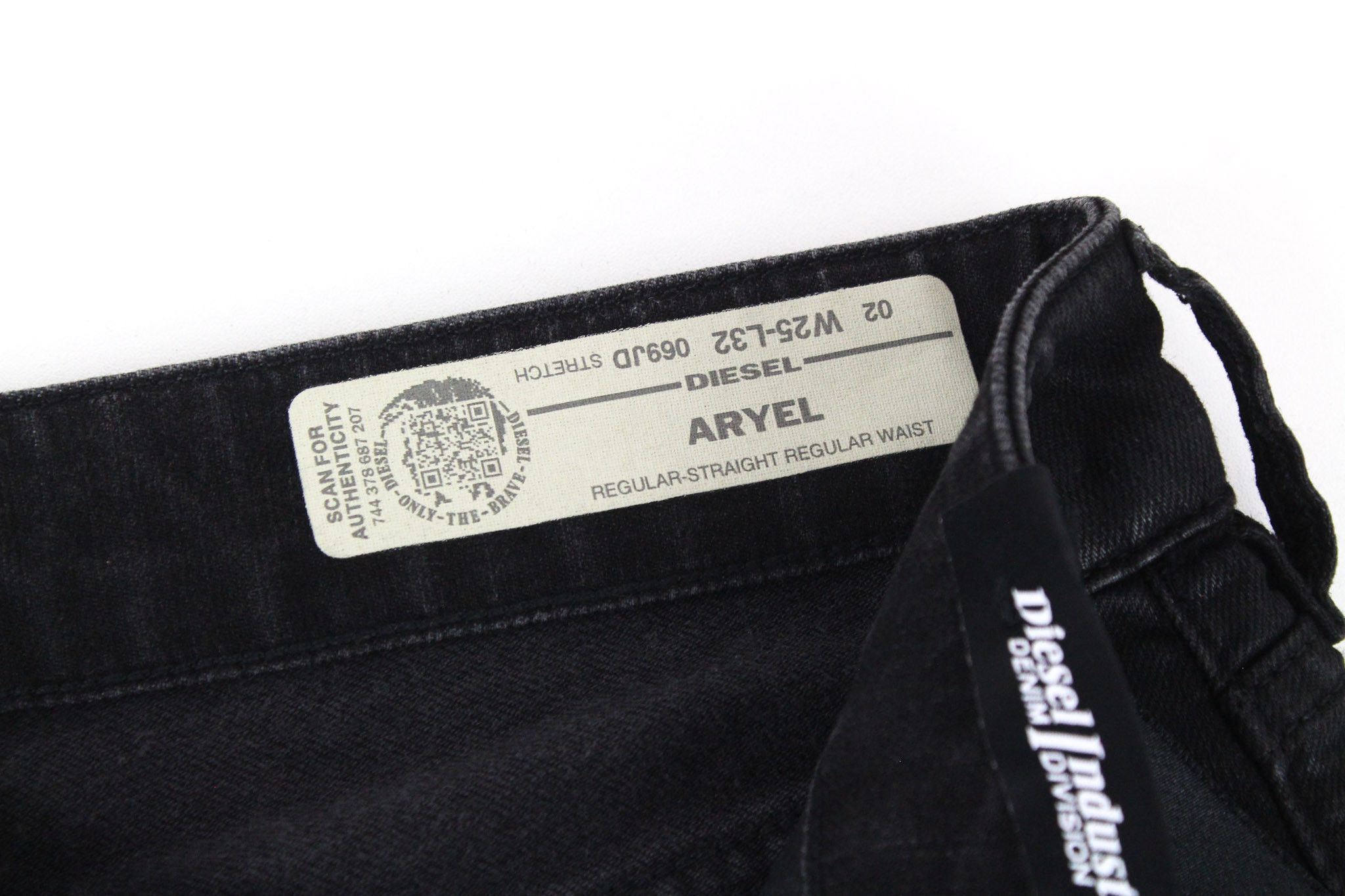 Diesel ARYEL 069JD W25/L32 Black Button-Fly Jeans 70152 Size 25" / US 0 / IT 36 - 5 Thumbnail