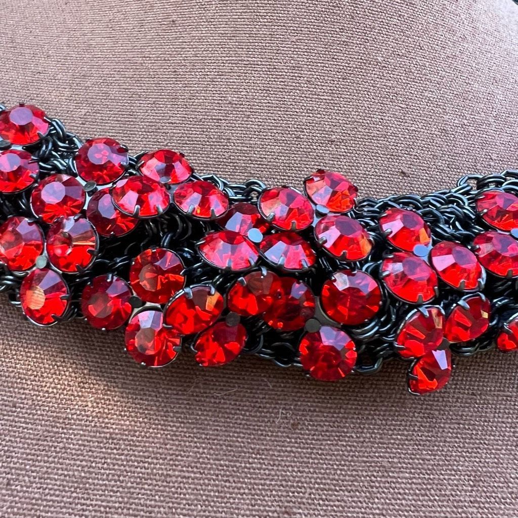 Vintage Vintage Braided Chainmail Necklace, Ruby Rhinestones, Heavy Size ONE SIZE - 4 Thumbnail
