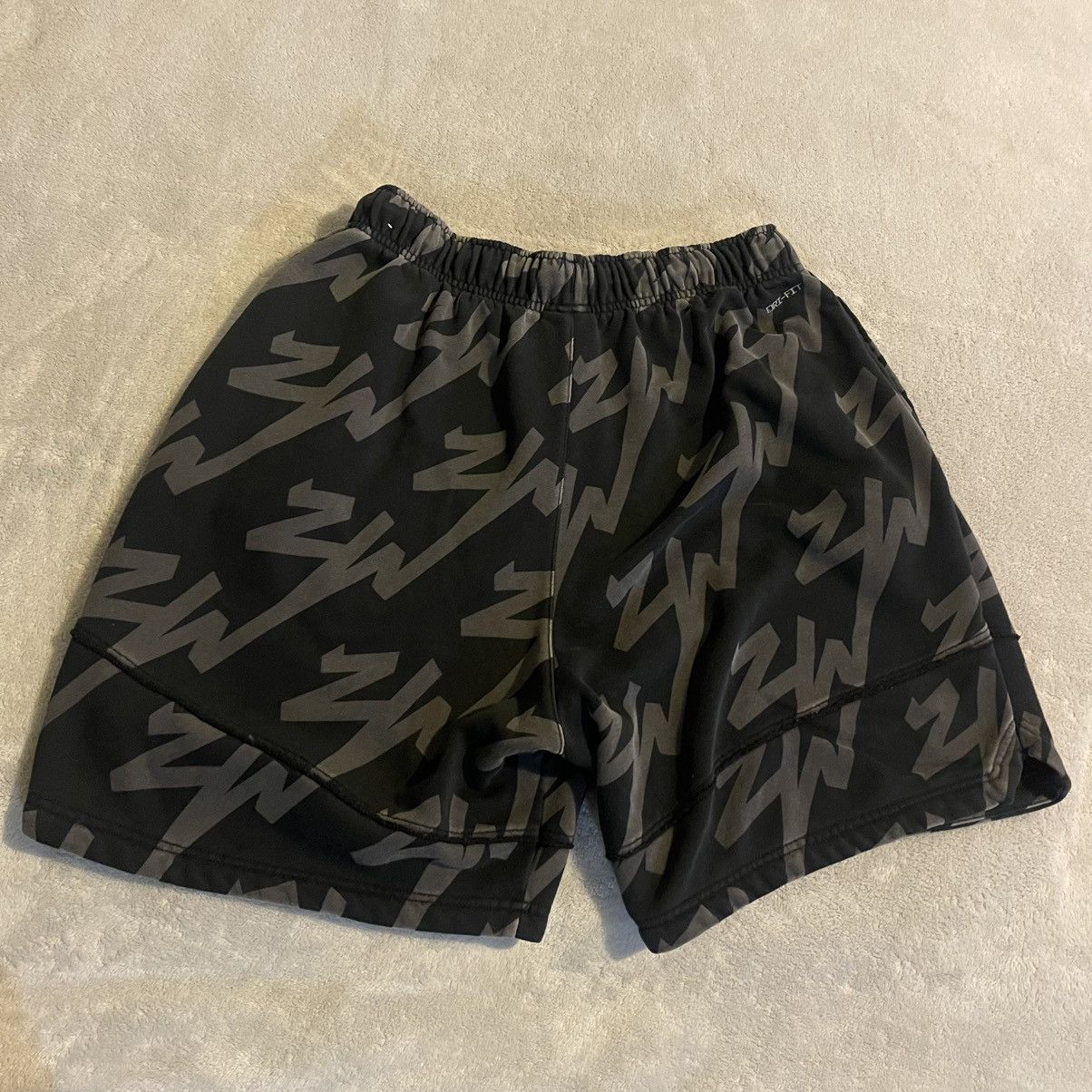 Jordan Brand Jordan Shorts Men XL Black Camo Zion Williamson Dri-Fit Gym Size US 31 - 2 Thumbnail