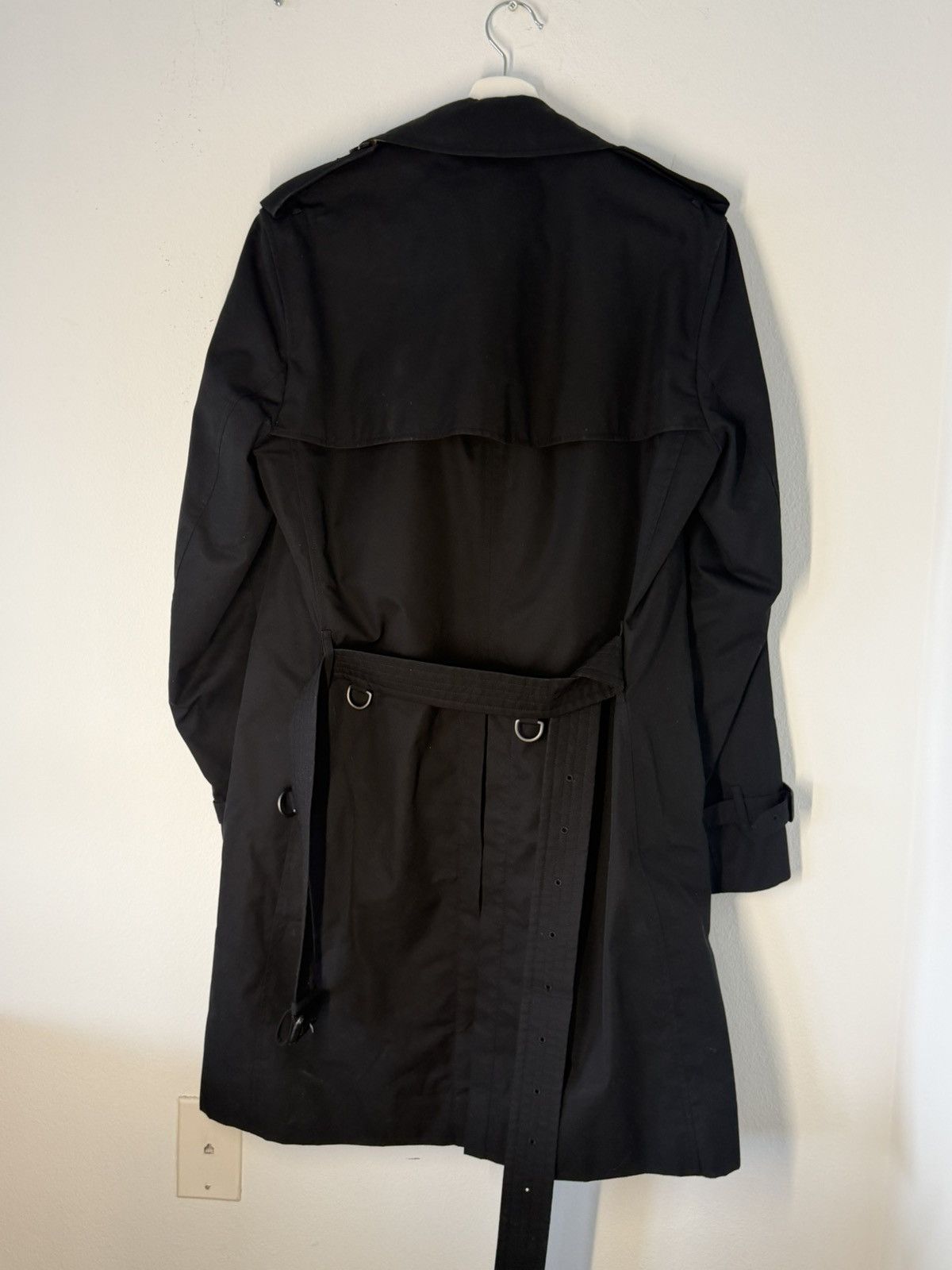 Burberry Burberry Men’s Chelsea trench Coat mid-lenght Black Size 48. Size US M / EU 48-50 / 2 - 3 Thumbnail