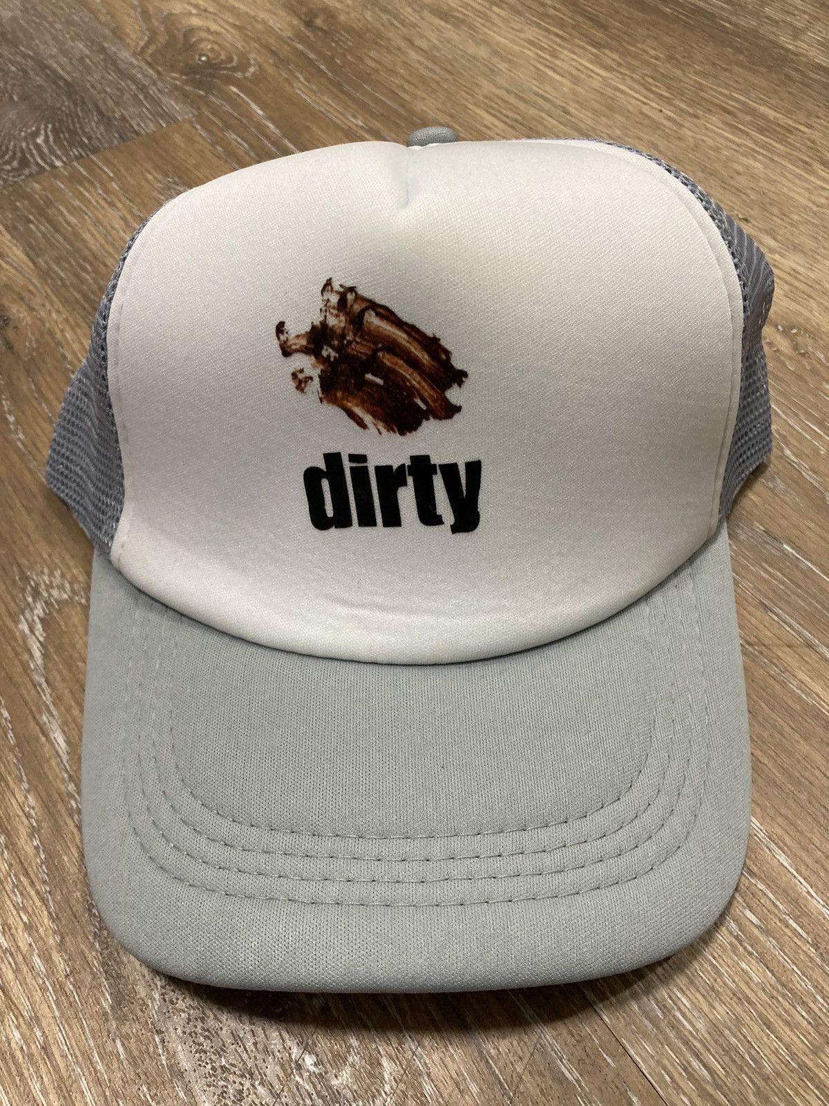 Vintage Men’s Dirty Trucker Hat Mesh Baseball Adjustable SnapBack Size ONE SIZE - 1 Preview