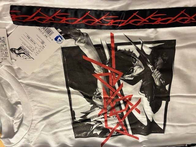 Japanese Brand Persona 5 The Royal R4G Divided Frame Tee (Joker) 2020 New Size US M / EU 48-50 / 2 - 7 Thumbnail
