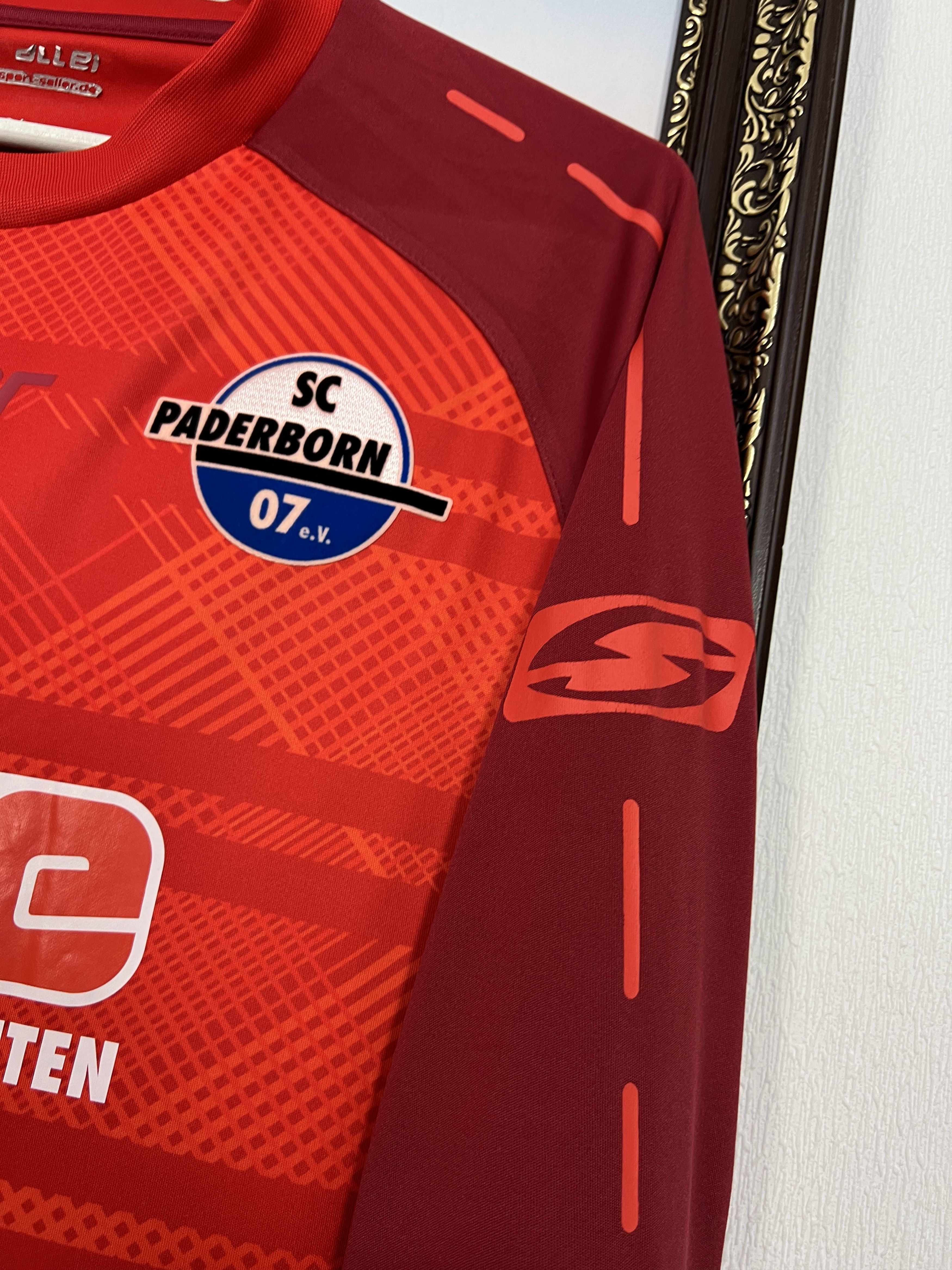 Puma Paderborn Away football Shirt Long Sleeve #20 Player Issue Size US L / EU 52-54 / 3 - 4 Thumbnail