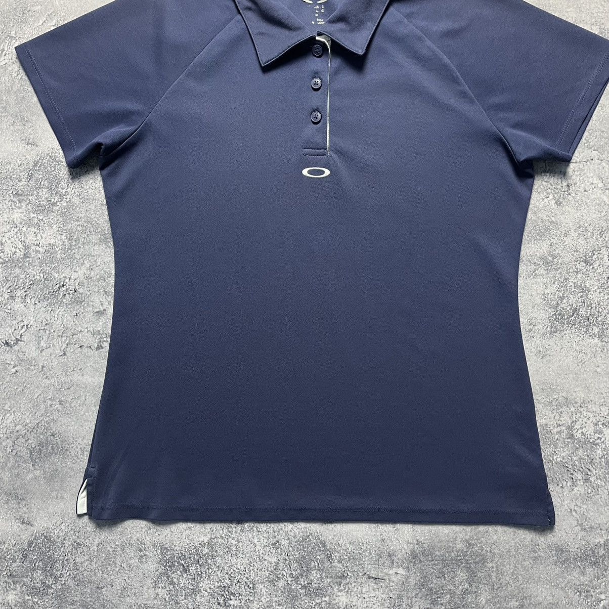 Oakley Vintage Oakley Central Logo Polo Shirt Streetwear Y2K Surf Size S / US 4 / IT 40 - 3 Thumbnail