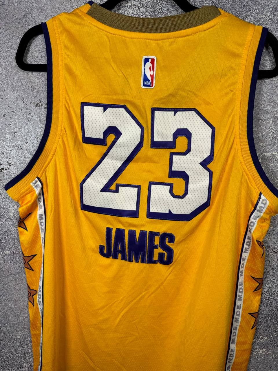 NBA LEBRON JAMES Los Angeles Lakers Jersey Large Limited Size US L / EU 52-54 / 3 - 11 Thumbnail