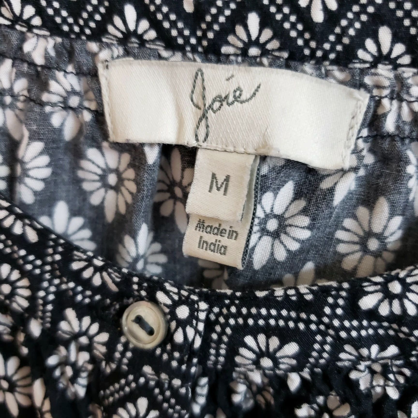 Joie Joie Womens Button Front Top Sz M Black White Floral 3/4 Sleeve Rayon Shirt Blouse Womens Mens Girls Size M / US 6-8 / IT 42-44 - 6 Thumbnail