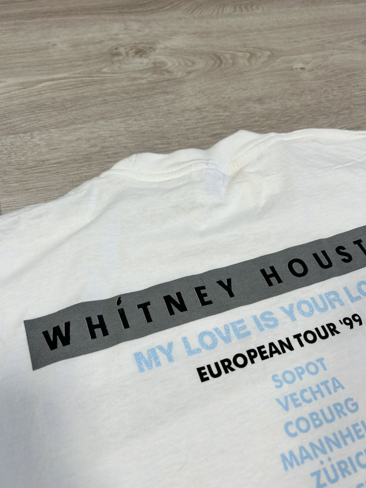 Vintage Vintage Whitney Houston Tour Europe 1999 USA size XL Size US XL / EU 56 / 4 - 3 Thumbnail
