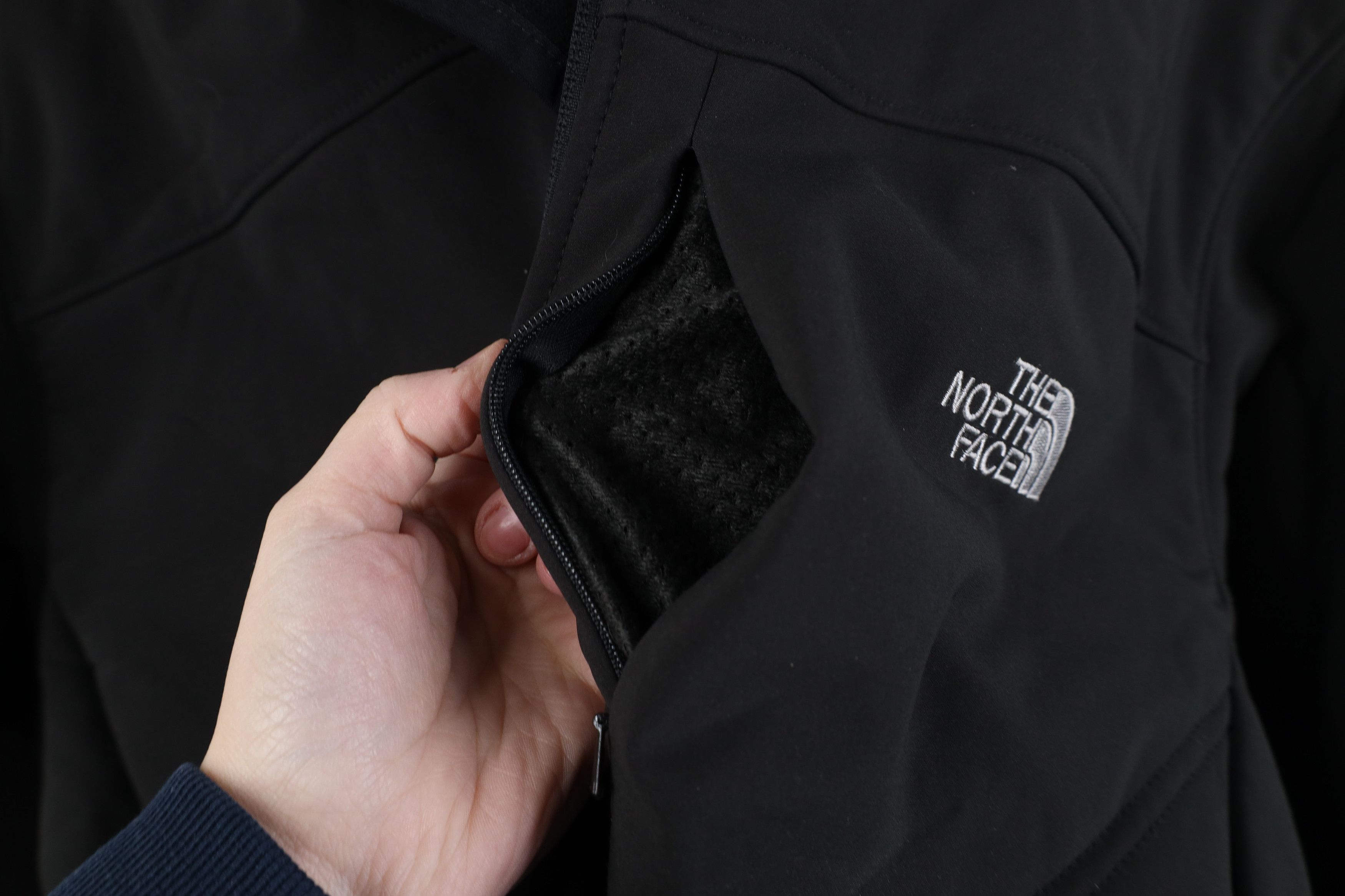 The North Face Vintage Y2K 2008 The North Face Soft Shell Jacket Black Size L / US 10 / IT 46 - 5 Thumbnail