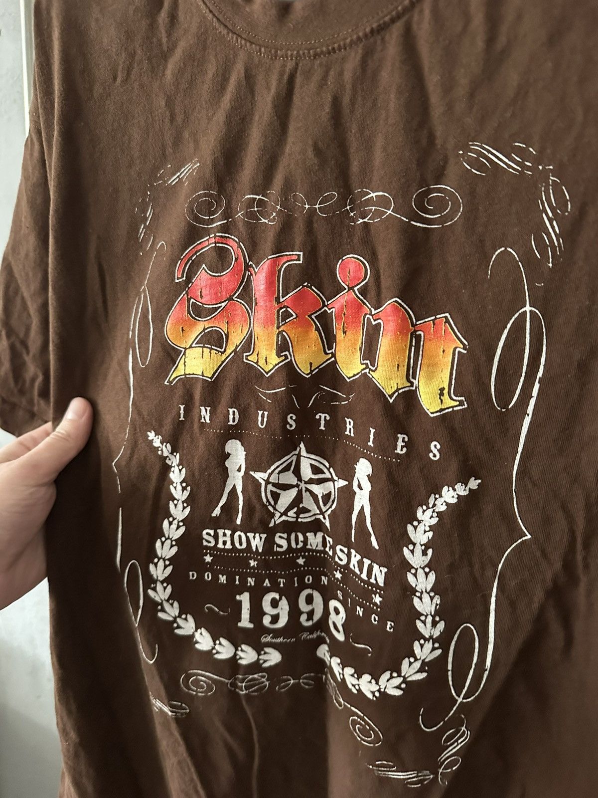 Hook-Ups Vintage Skin Industries Skateboard Tee Y2K Size US L / EU 52-54 / 3 - 5 Thumbnail