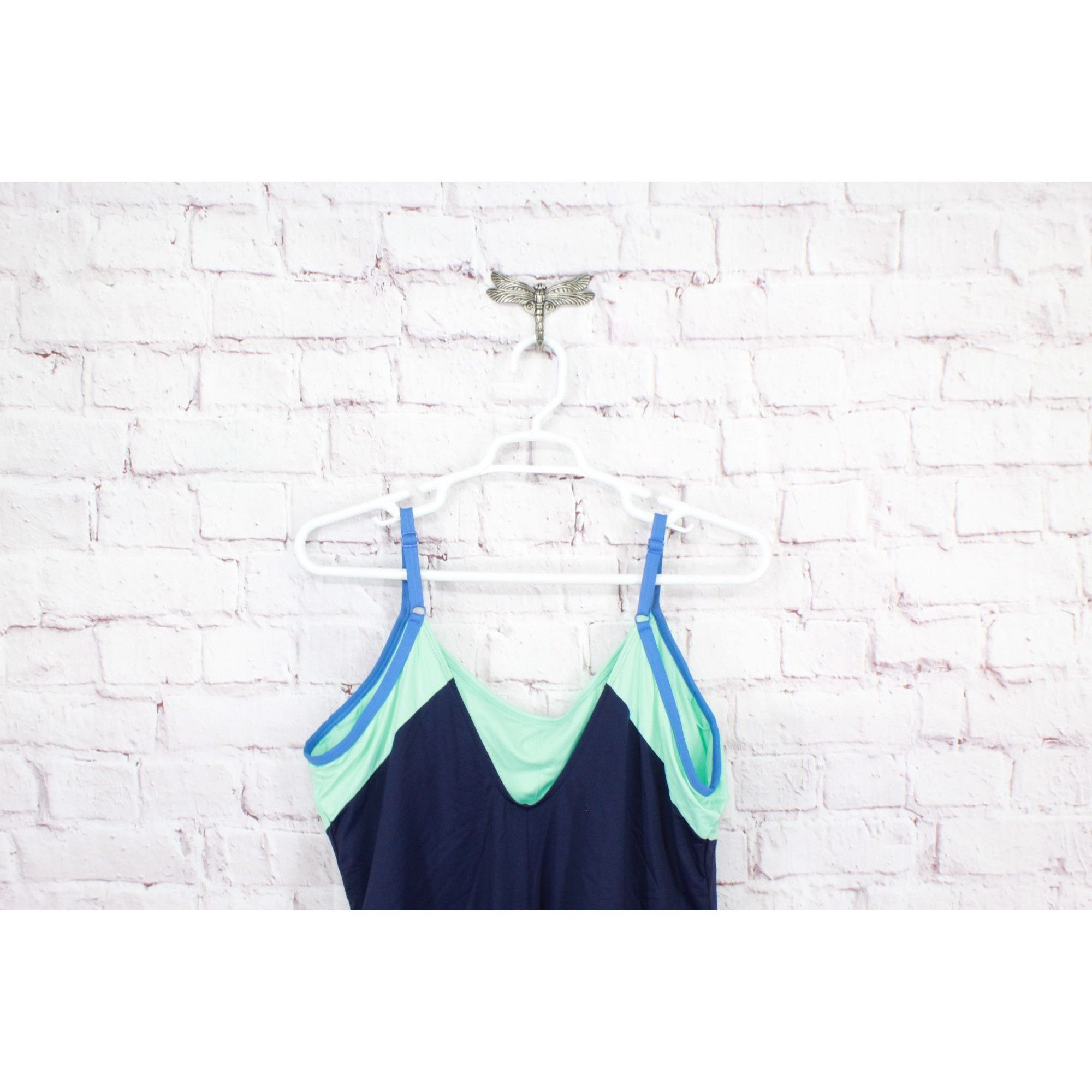 L.L. Bean LL Bean Women's New Currents Swimwear Scoopneck Tanksuit Size 3XL / US 20-22 - 4 Thumbnail