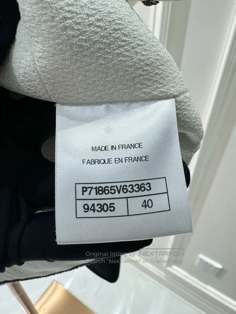 Chanel Chanel 22 Early Spring Vacation Series Black Rhinestone Bu Size S / US 4 / IT 40 - 4 Thumbnail