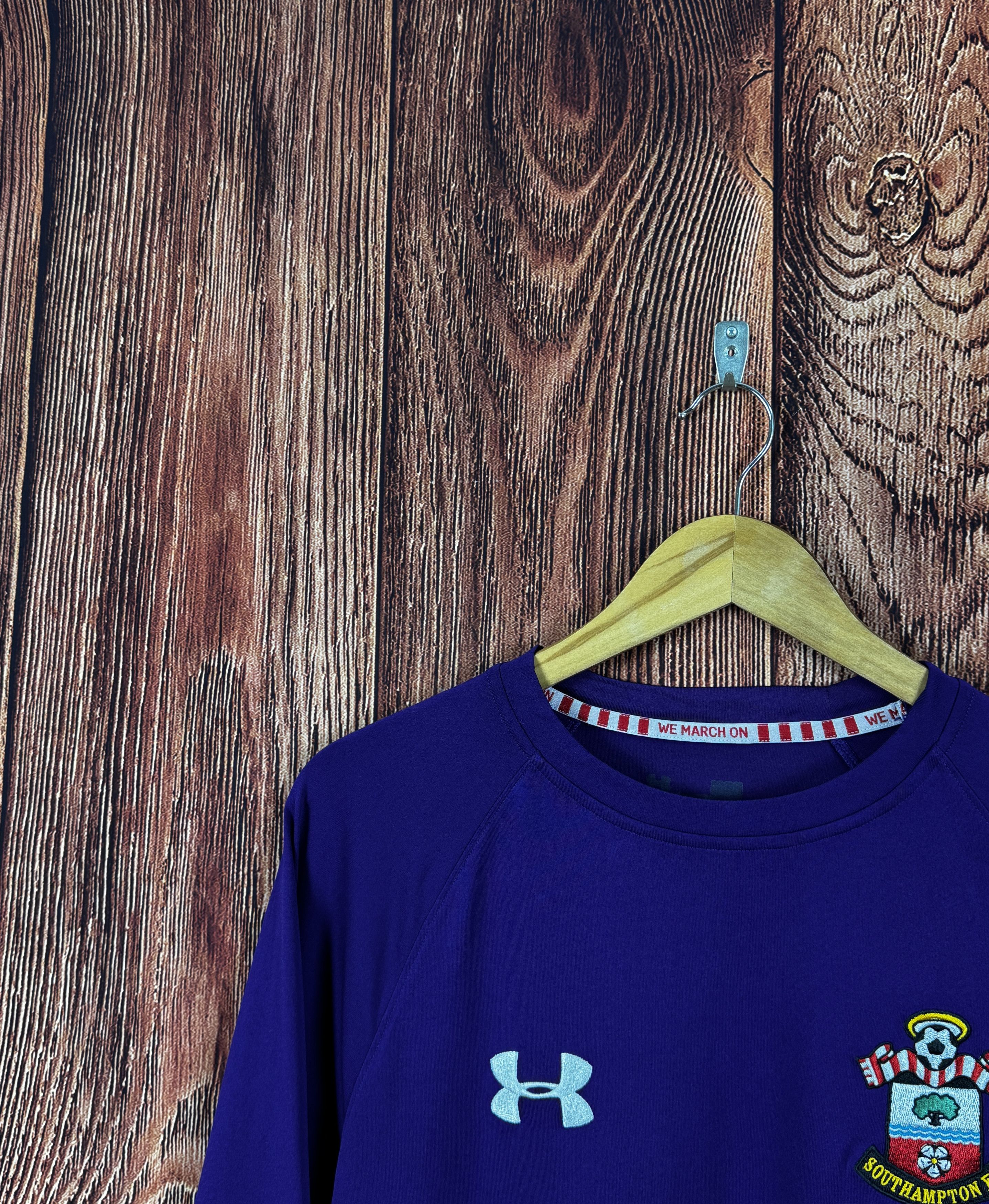 Under Armour 2016/17 SOUTHAMPTON Under Armour GOALKEEPER SHIRT PURPLE Size US L / EU 52-54 / 3 - 3 Thumbnail