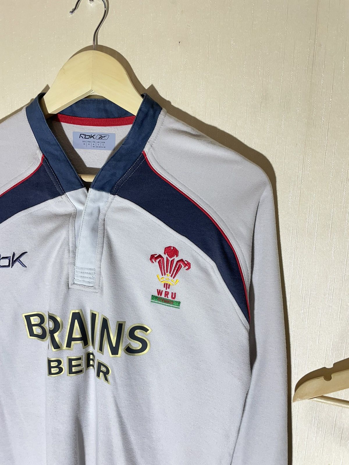 Reebok Wales Reebok vintage rugby jersey Size US M / EU 48-50 / 2 - 2 Thumbnail