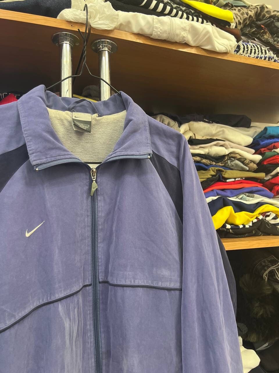 Nike Vintage Nike Swoosh Nylon Olympic Jacket Y2K L Size US L / EU 52-54 / 3 - 3 Thumbnail