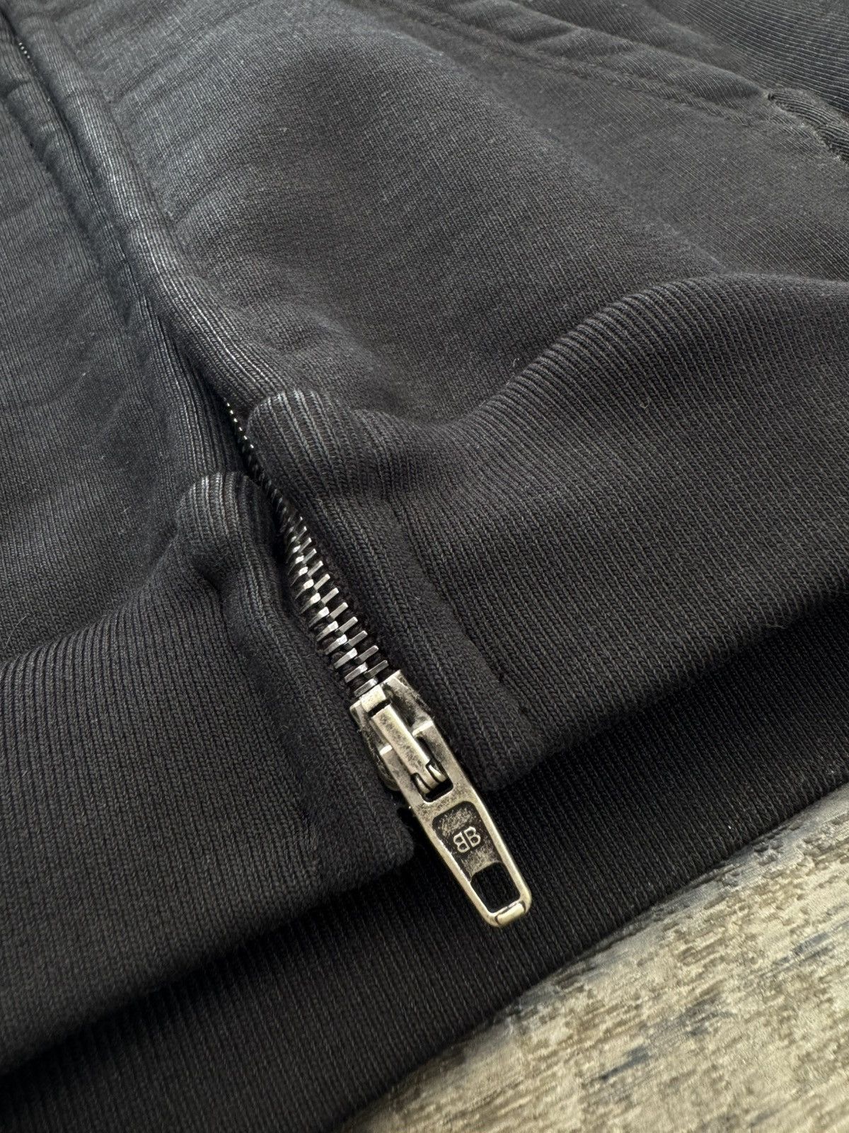 Balenciaga BB UNITY BOXY ZIP-UP HOODIE BLACK (XS) Size US XS / EU 42 / 0 - 6 Thumbnail