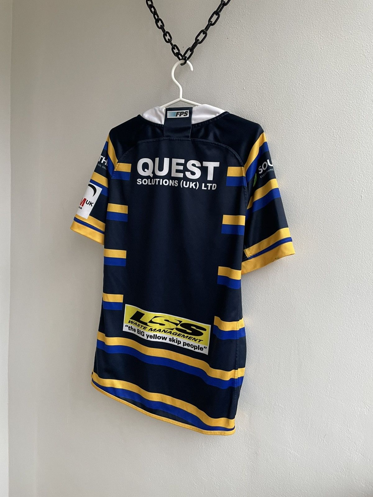 Vintage Leeds Rhinos Vintage Home Rugby Shirt Jersey ISC Size US L / EU 52-54 / 3 - 11 Thumbnail