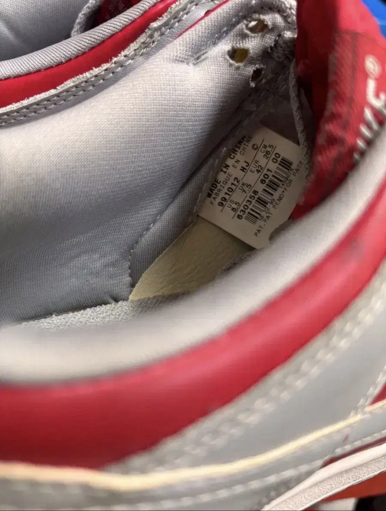 Nike Nike Dunk Low Grey Red 1999 OG Deadstock tokyo only Size US 8.5 / EU 41-42 - 4 Thumbnail