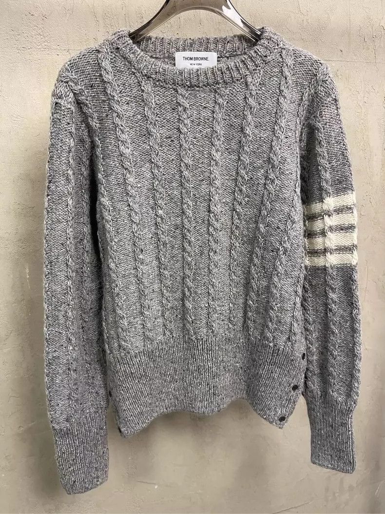 Thom Browne Thom browne Gray four-striped wool horsehair round-neck swe Size US L / EU 52-54 / 3 - 2 Thumbnail