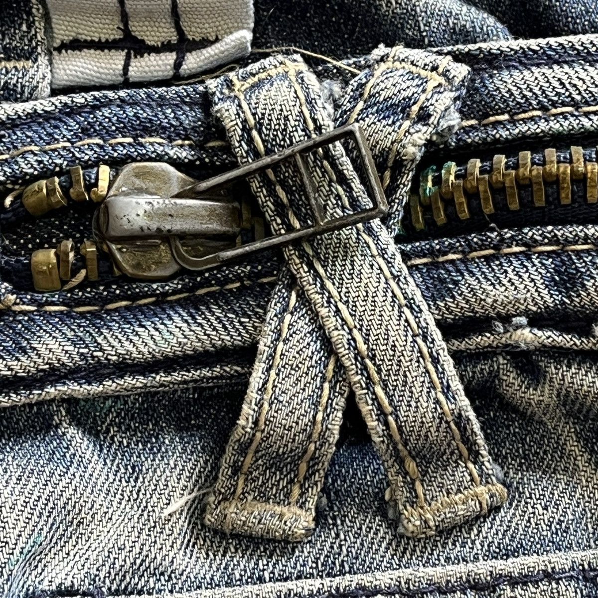 Japanese Brand Distressed Double Knee Japan Denim Double Waist Size US 33 - 19 Thumbnail