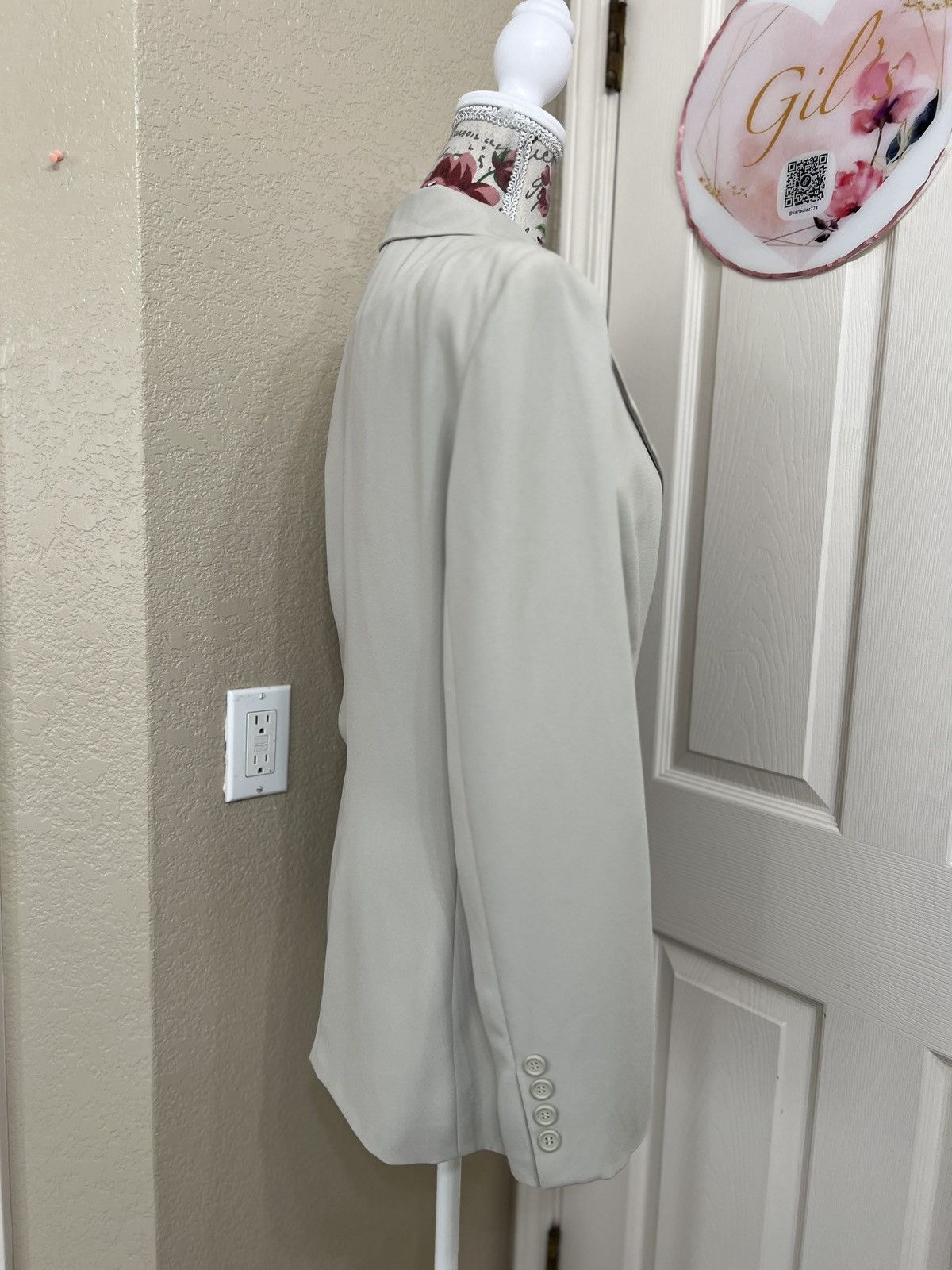 I.N.C INC International Concepts Double-Breasted Cream Blazer 90’s Size L / US 10 / IT 46 - 2 Thumbnail