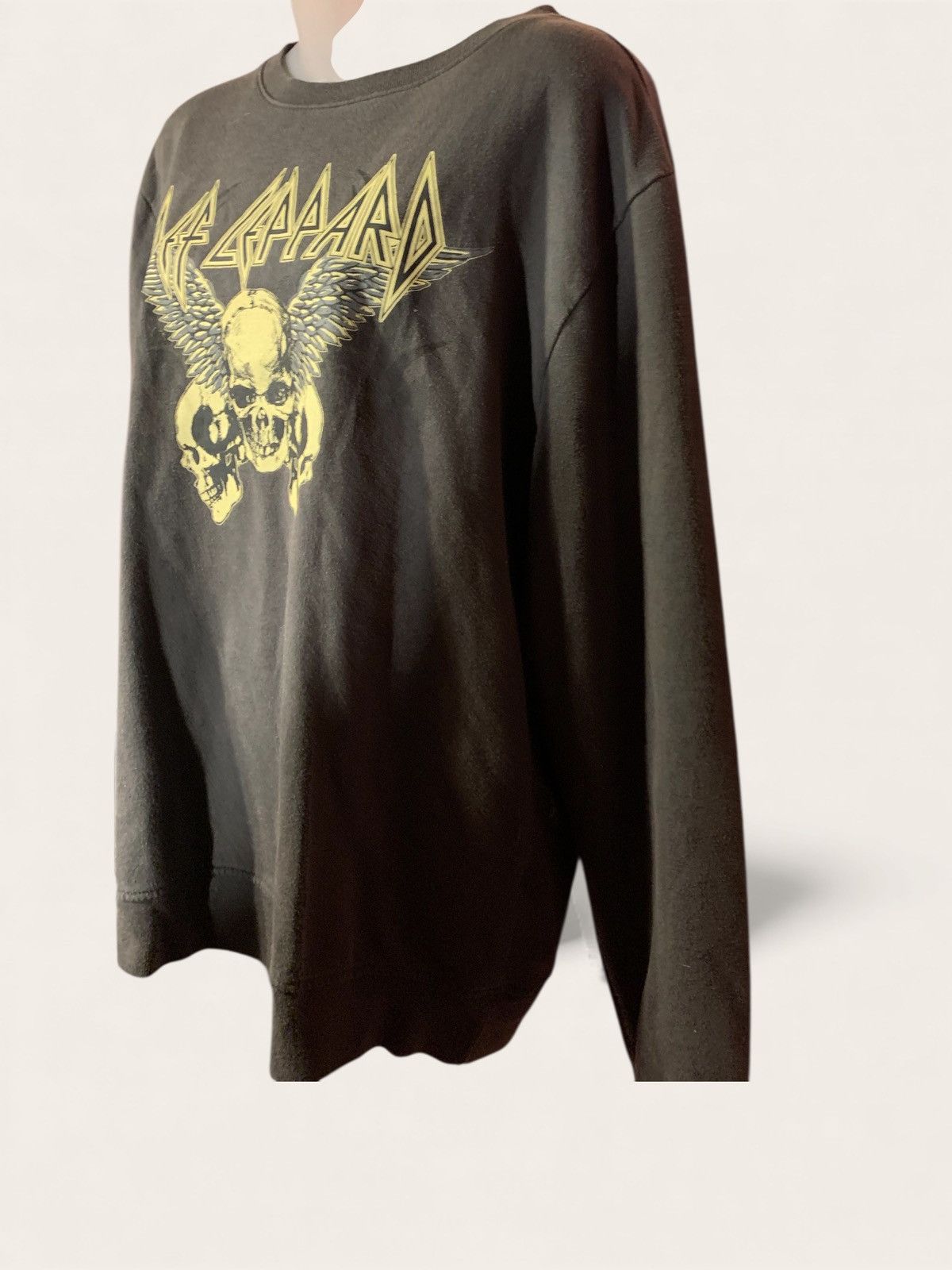 Def Leppard Def Leppard Sweatshirt (item#10078) Size US M / EU 48-50 / 2 - 3 Thumbnail