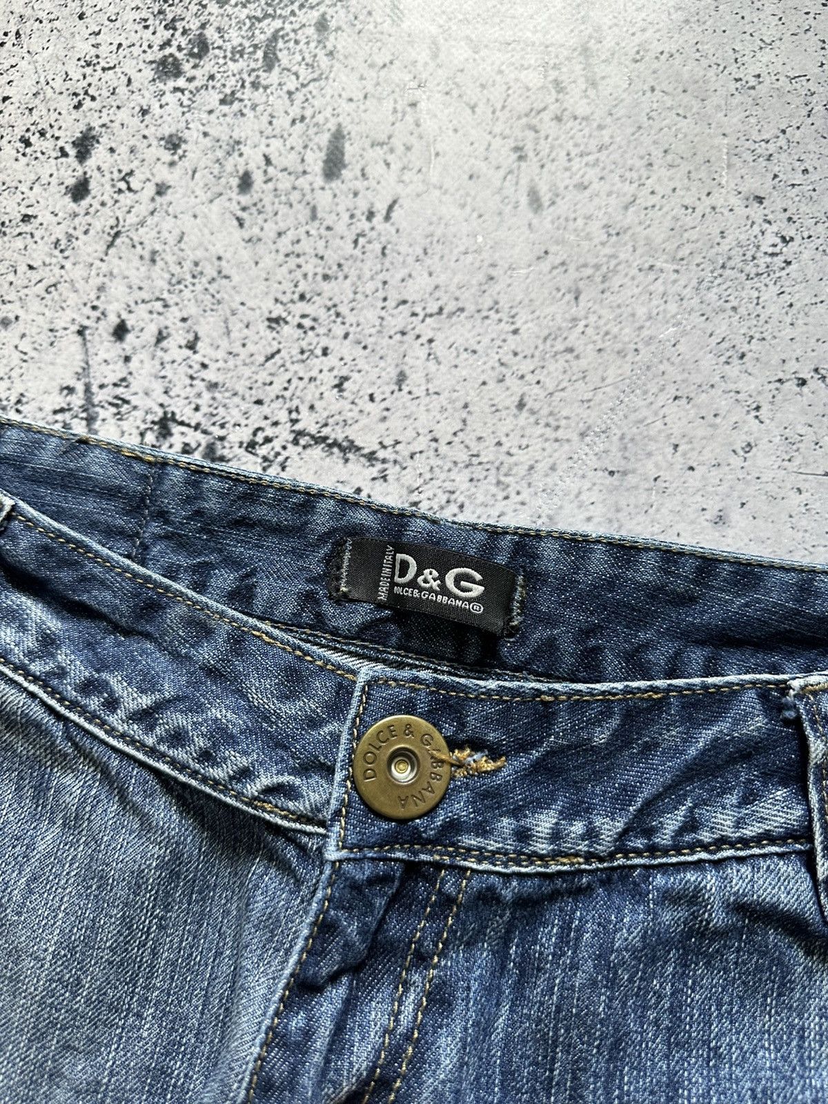 Dolce & Gabbana Vintage Dolce & Gabbana Metal Logo Washed Denim Jeans Y2K USA Size US 32 / EU 48 - 6 Thumbnail