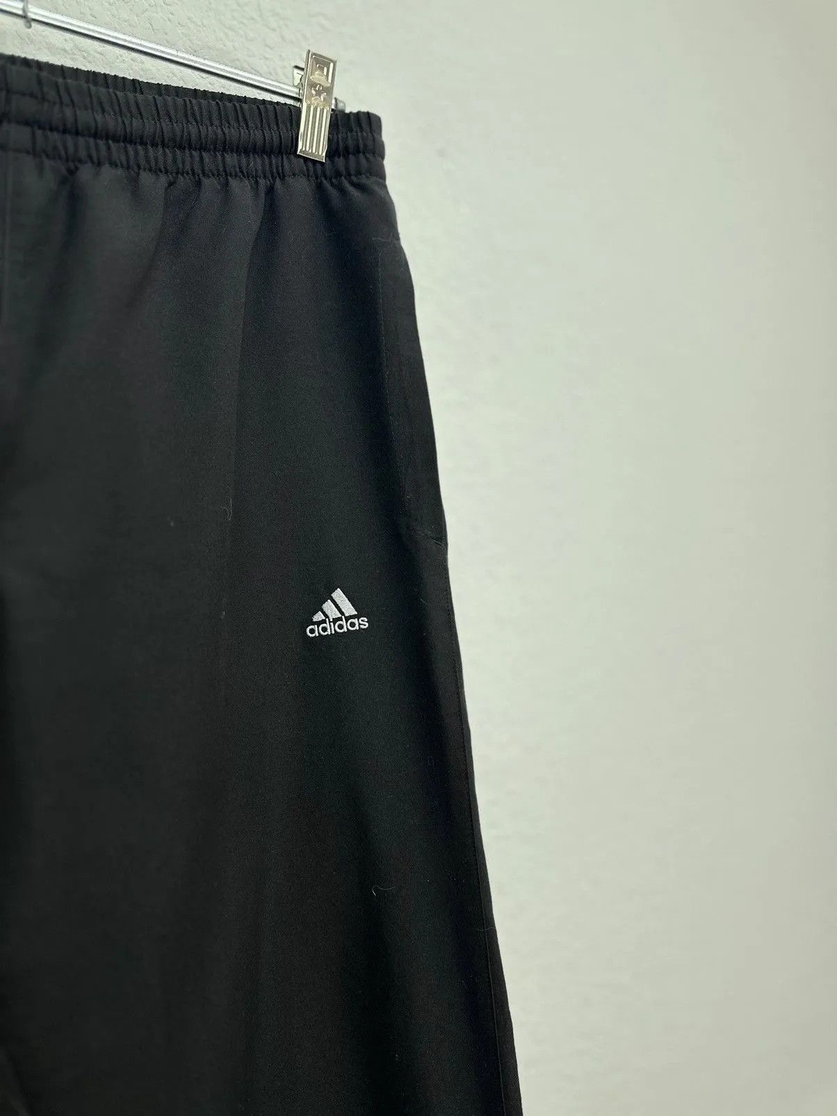 Adidas Vintage Adidas Nylon Pants Y2K Cargo Streetwear Nike style Size US 32 / EU 48 - 6 Thumbnail