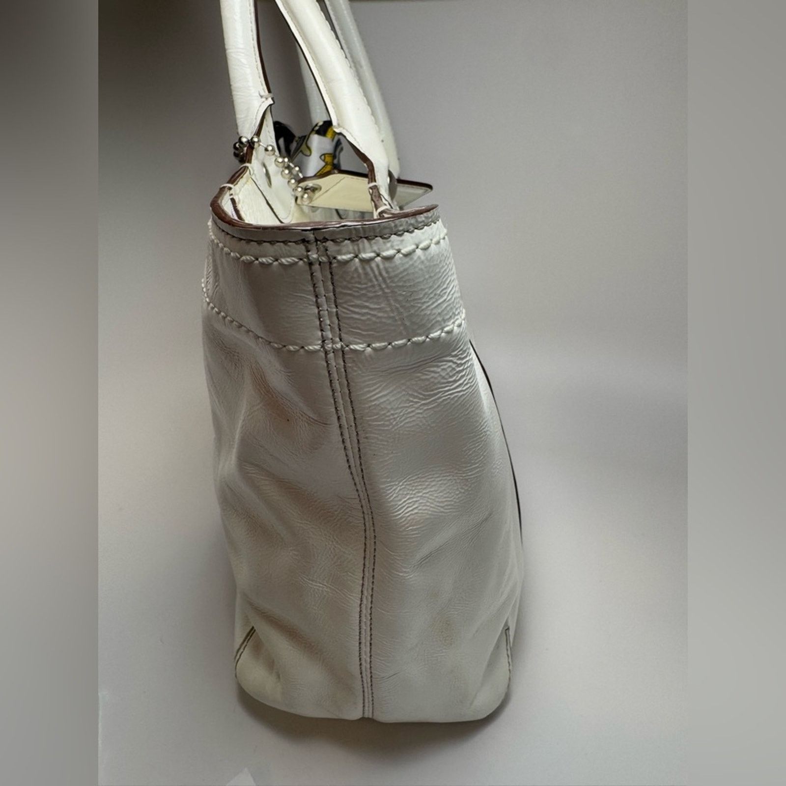 Coach Coach Bleecker Caryall Tote Eggshell Patent Leather #14483 Size ONE SIZE - 5 Thumbnail