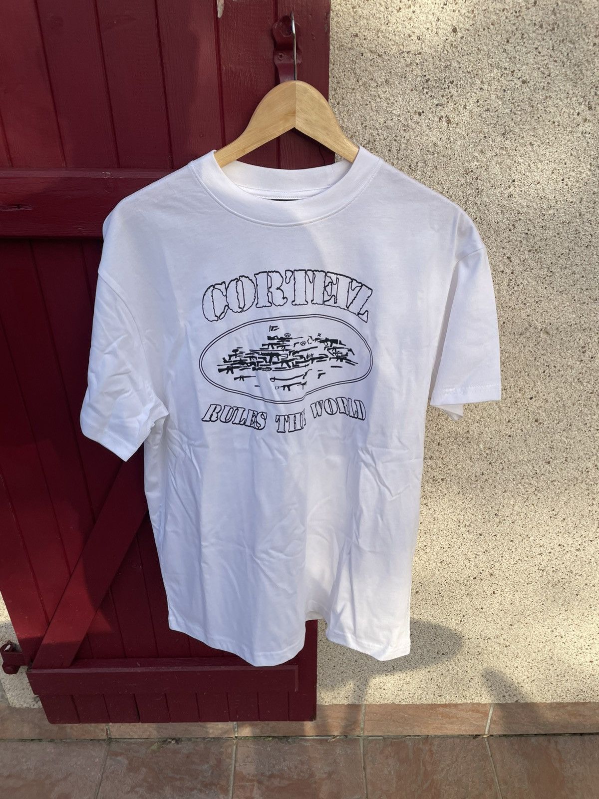 Corteiz Corteiz OG artillery white T-shirt Size US M / EU 48-50 / 2 - 1 Thumbnail