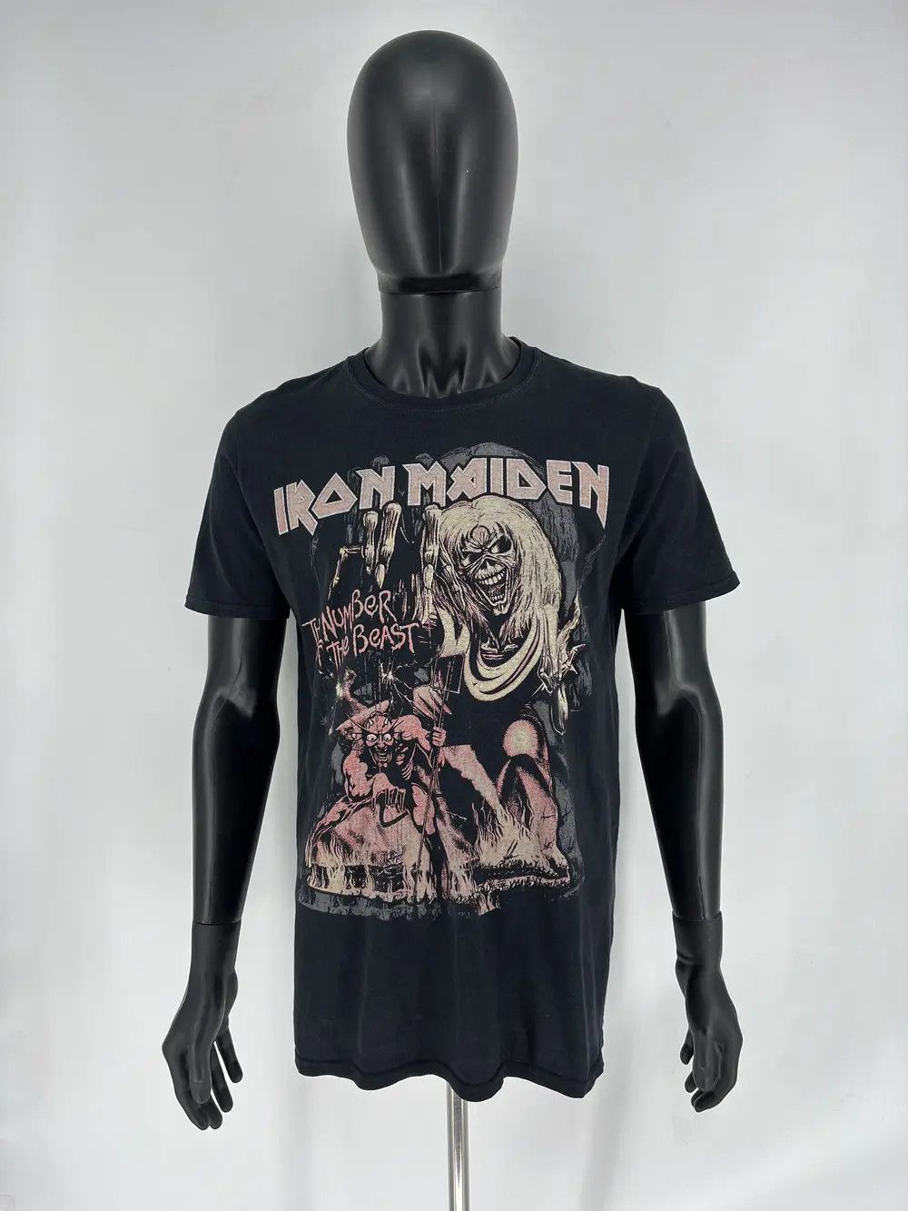 Band Tees Vintage Y2K Iron Maiden Face Horror Tee Band Rock T Shirt Size US L / EU 52-54 / 3 - 2 Thumbnail