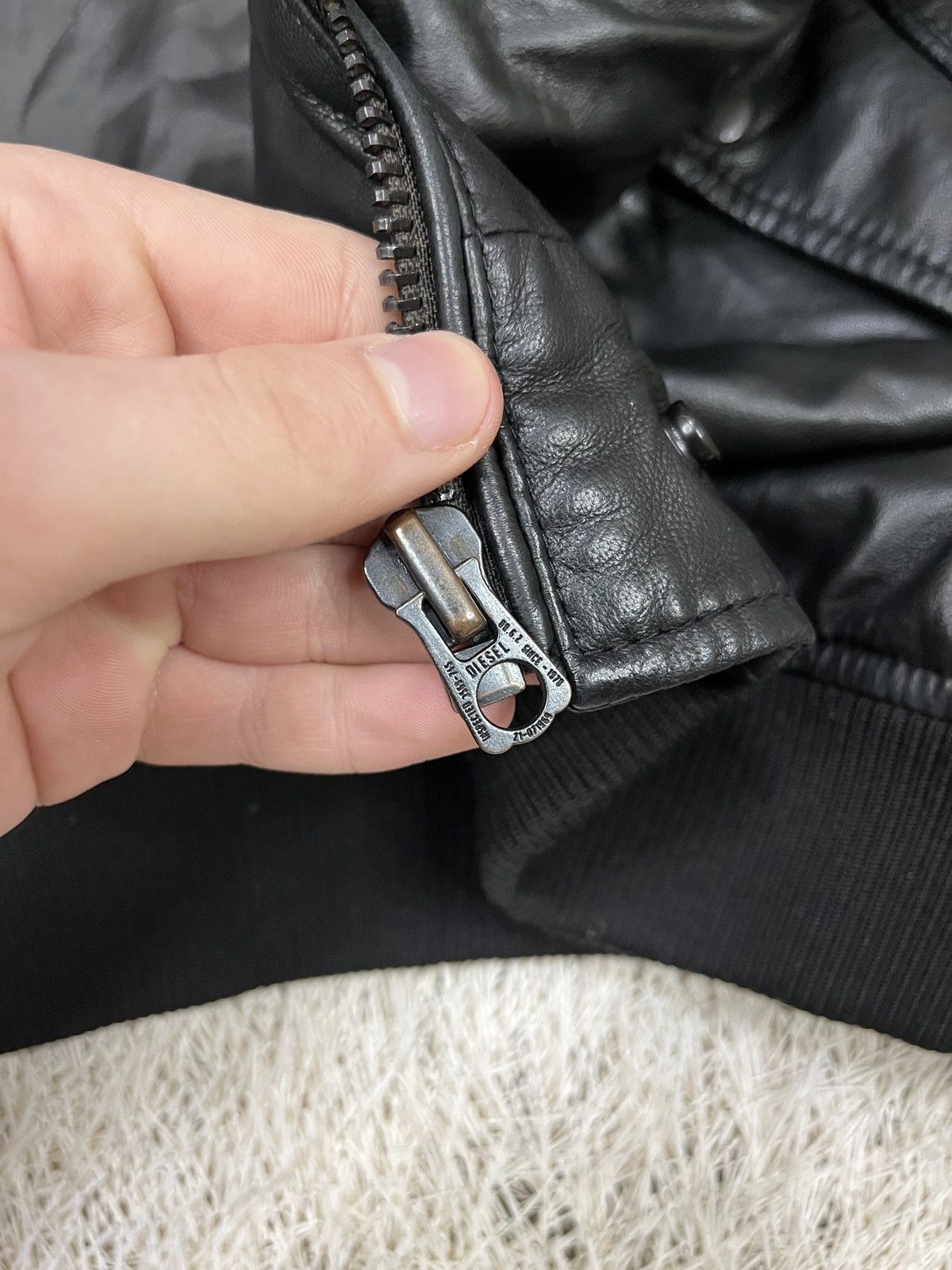 Diesel DIESEL OUR Superior Mens Bomber Leather Jacket Racer Coat Size US S / EU 44-46 / 1 - 6 Thumbnail