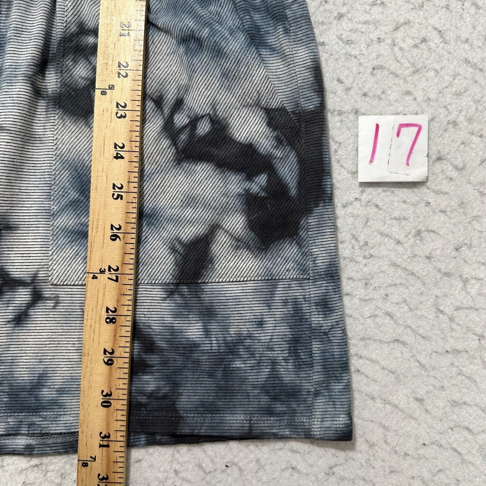 Lucky Brand Lucky Lotus Lucky Brand Medium Romper 3" Inseam Blue Tie Dye Size 32" / US 10 / IT 46 - 9 Thumbnail
