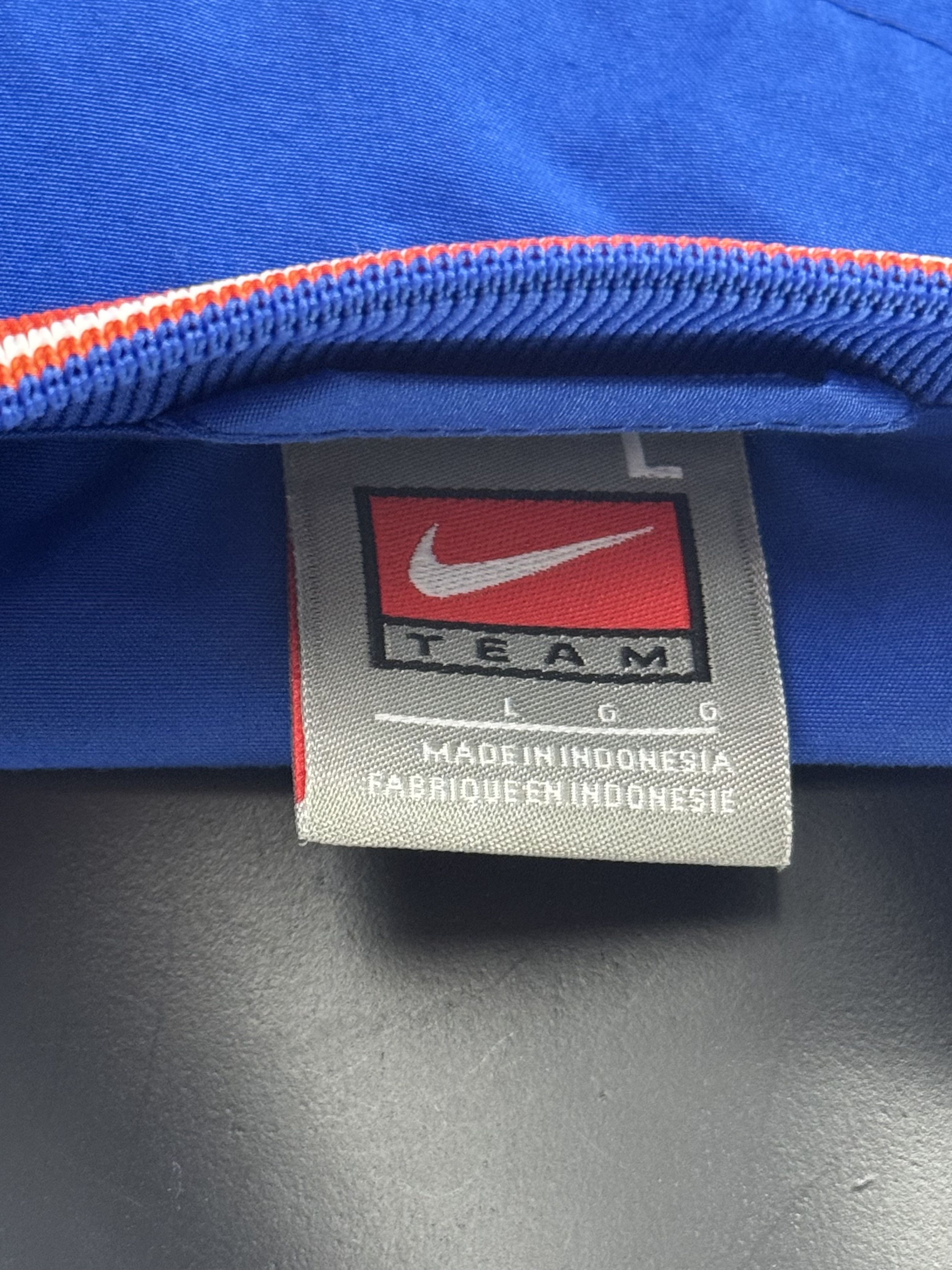 Nike VTG Nike Florida Gators V-Neck Pullover Windbreaker Jacket Size US L / EU 52-54 / 3 - 6 Thumbnail