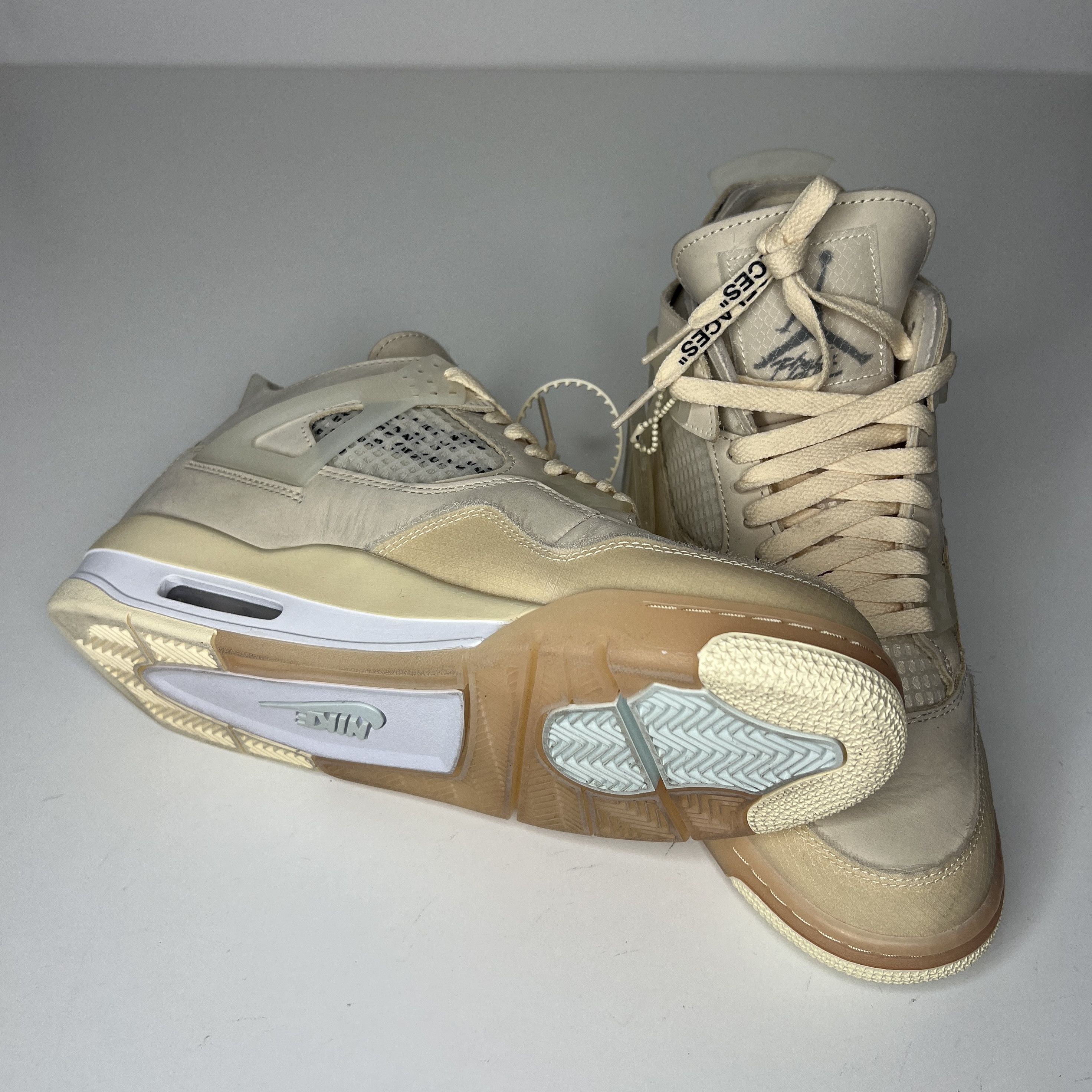 Nike × Off-White Off-White x Air Jordan 4 Retro SP Size US 9.5 / EU 42-43 - 3 Thumbnail