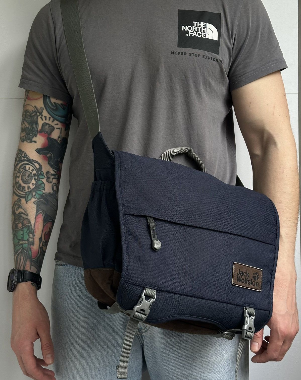 Jack Wolfskin Jack Wolfskin Camden Town Messenger Bag Navy Blue Crossbody Size ONE SIZE - 2 Thumbnail