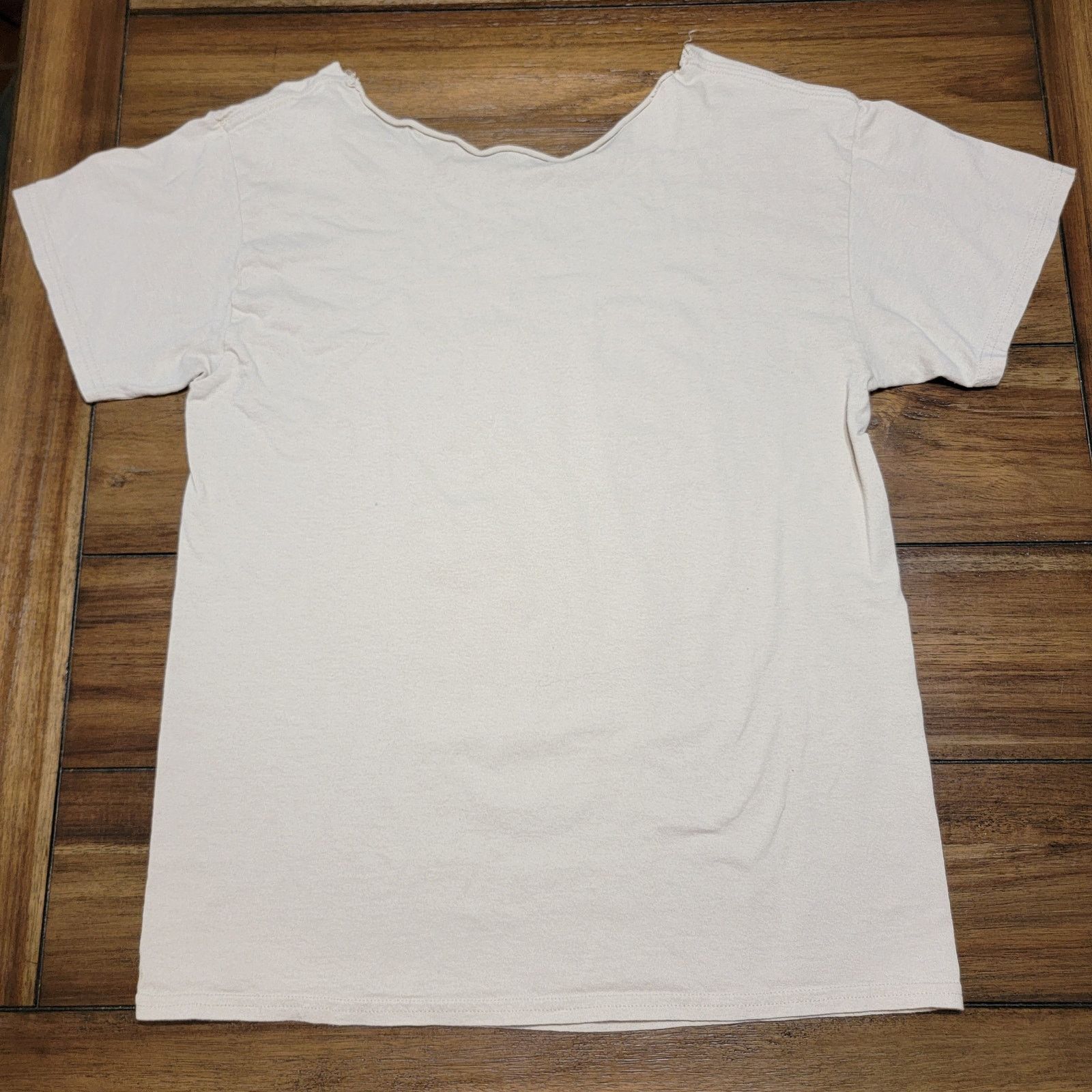 Other Britney Spears Beige Tee - Size Medium Size M / US 6-8 / IT 42-44 - 3 Thumbnail