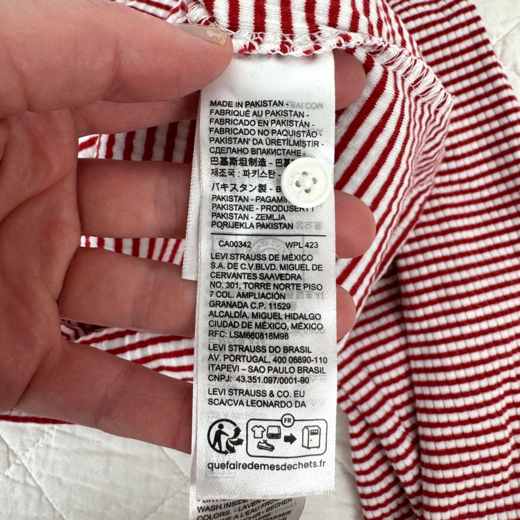 Levi's Levi's Shirt Red White Stripe Button Up Long Sleeve Top XL Womens Size XL / US 12-14 / IT 48-50 - 4 Thumbnail