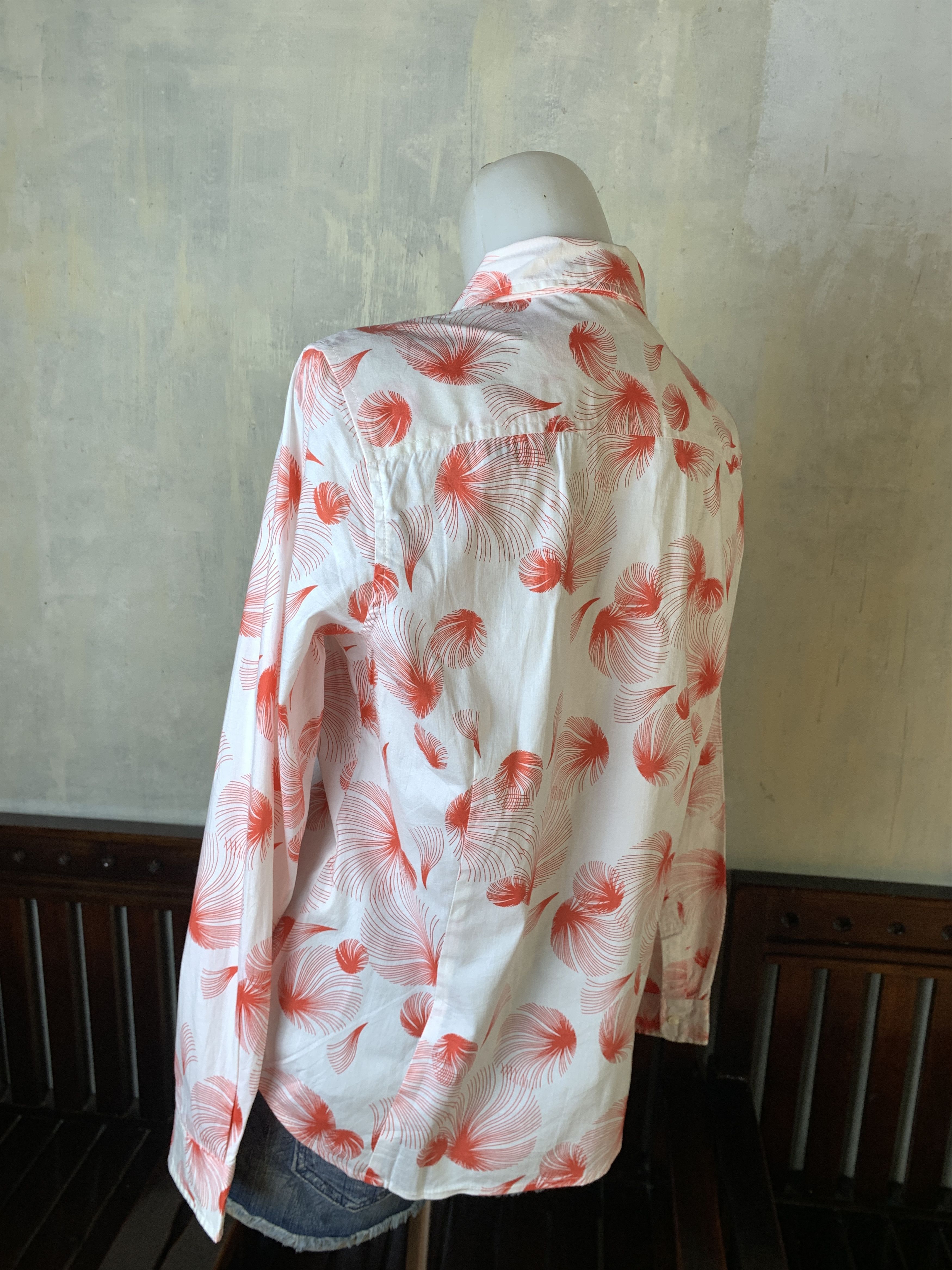 Lacoste Lacoste White Patterened Art Shirt (M) Size M / US 6-8 / IT 42-44 - 3 Thumbnail
