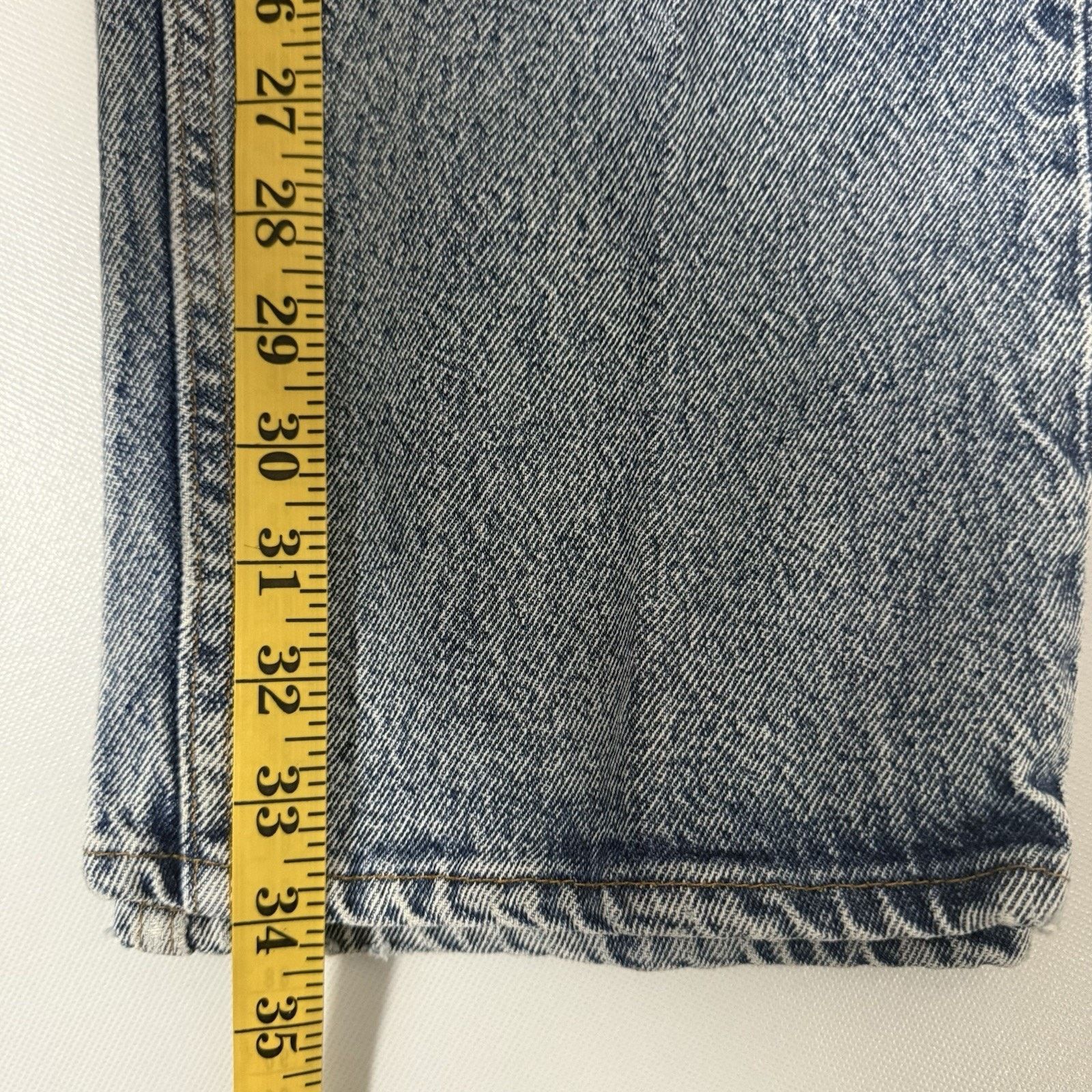 Levi's Vintage Levi's 501 Jeans Blue Orginal Fit Button Fly 2004 Size US 34 / EU 50 - 8 Thumbnail