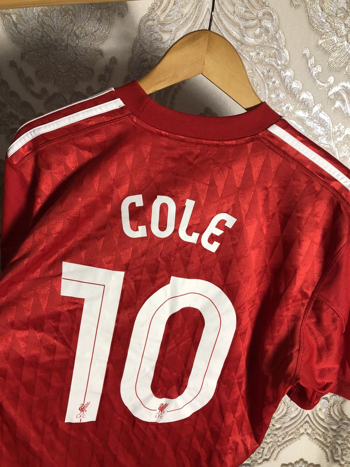 Adidas VINTAGE ADIDAS FC LIVERPOOL ENGLAND SOCCER JERSEY RETRO Y2K Size US L / EU 52-54 / 3 - 9 Thumbnail