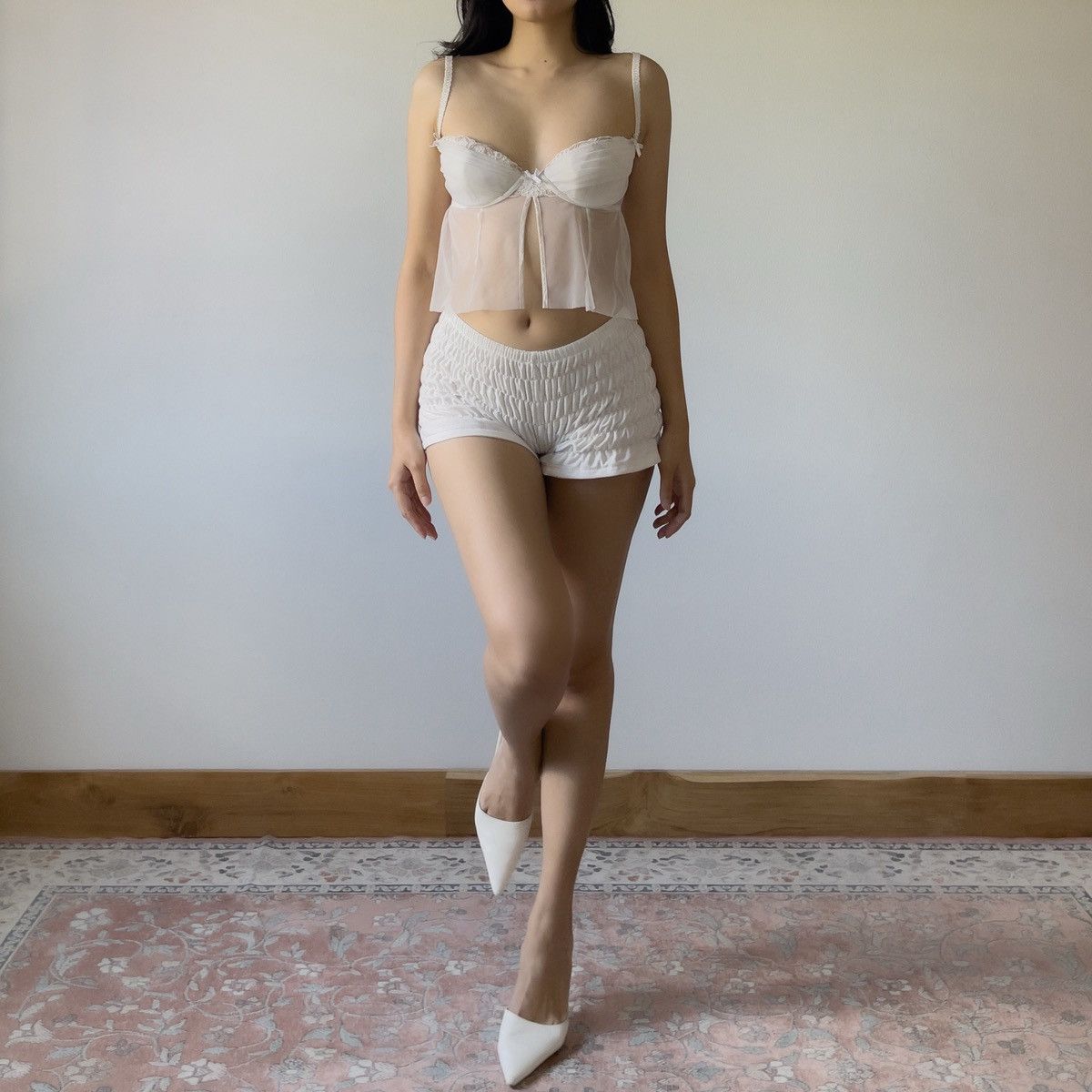 Victoria's Secret Victoria’s Secret White Mesh Babydoll Top (34B/32C) Size S / US 4 / IT 40 - 2 Thumbnail