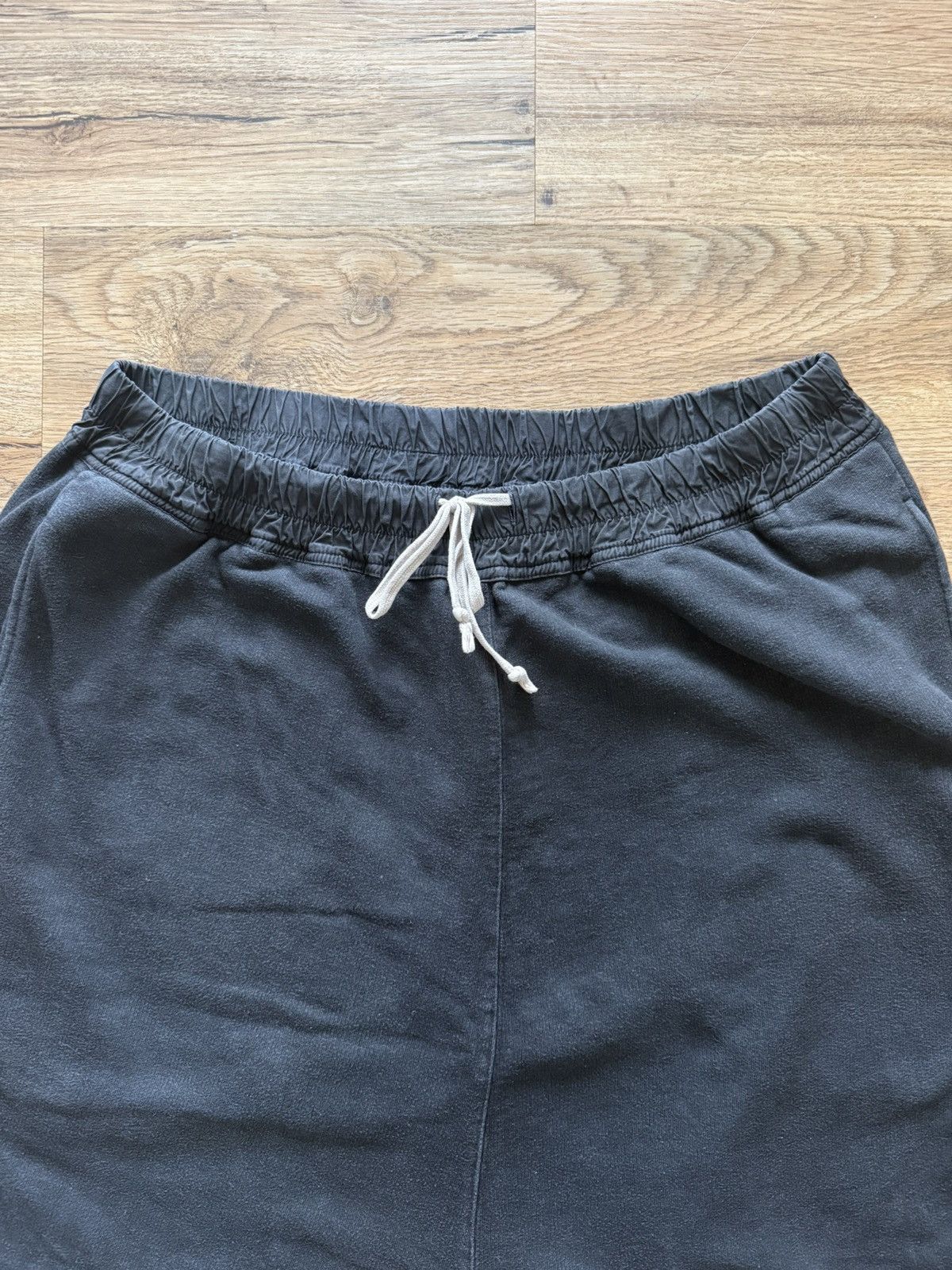 Rick Owens Rick Owens Pod Shorts – Black Size US 34 / EU 50 - 4 Thumbnail