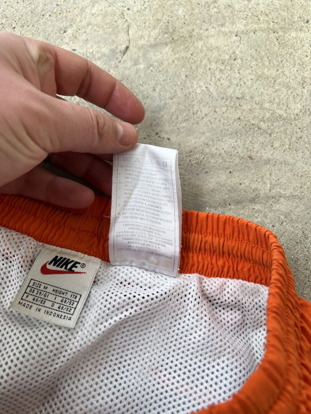 Nike Nike Vintage Shorts Size US 32 / EU 48 - 5 Thumbnail