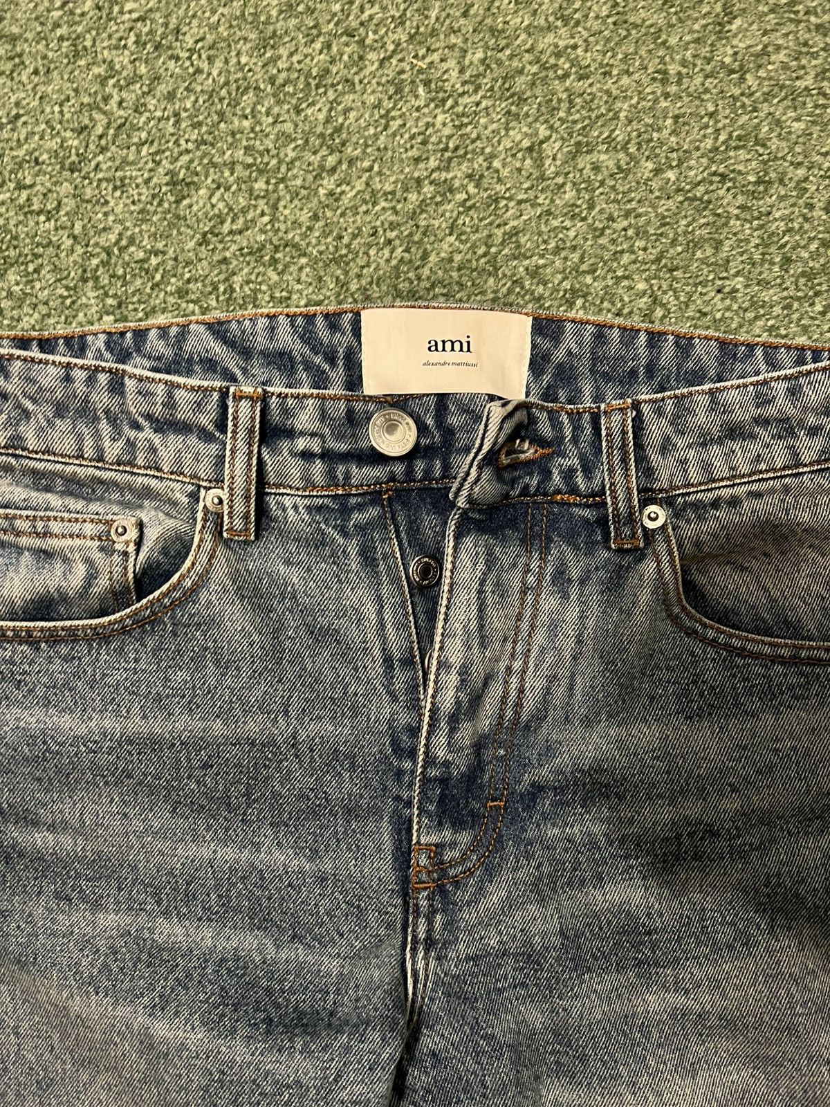 AMI AMI BLUE COTTON CLASSIC FIT JEANS Size US 30 / EU 46 - 2 Thumbnail