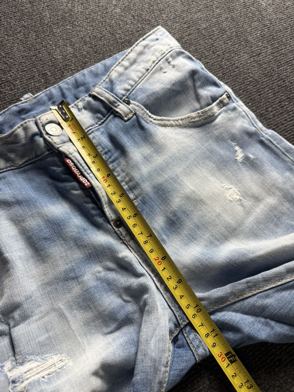 Dsquared2 00s Dsquared2 Distressed Light Wash Denim Jeans Size 38 Size 26" / US 2 / IT 38 - 20 Thumbnail